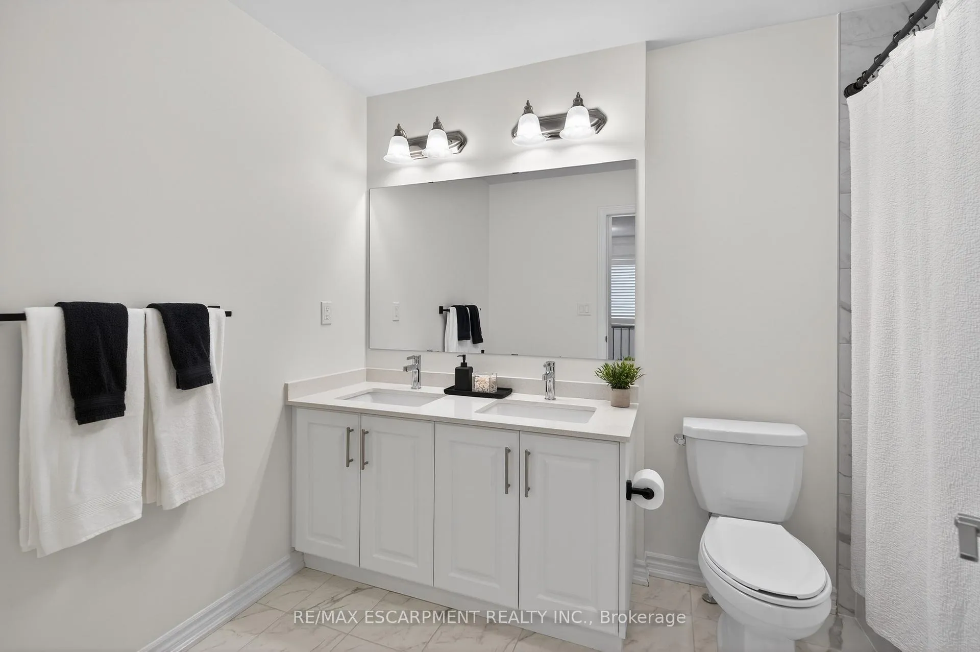 Photo 24 of 491 Celandine Terrace, Milton, Walker — HOMEH