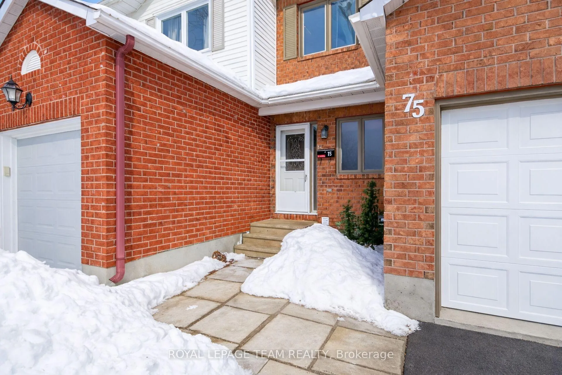 Photo 2 of 75 Inverary Drive, Ottawa, Kanata - Morgan's Grant/South March — HOMEH