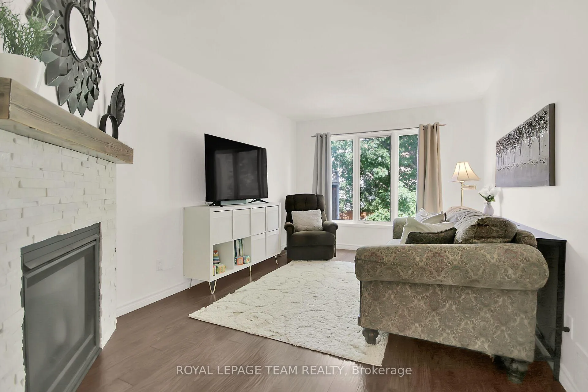 Photo 6 of 75 Inverary Drive, Ottawa, Kanata - Morgan's Grant/South March — HOMEH