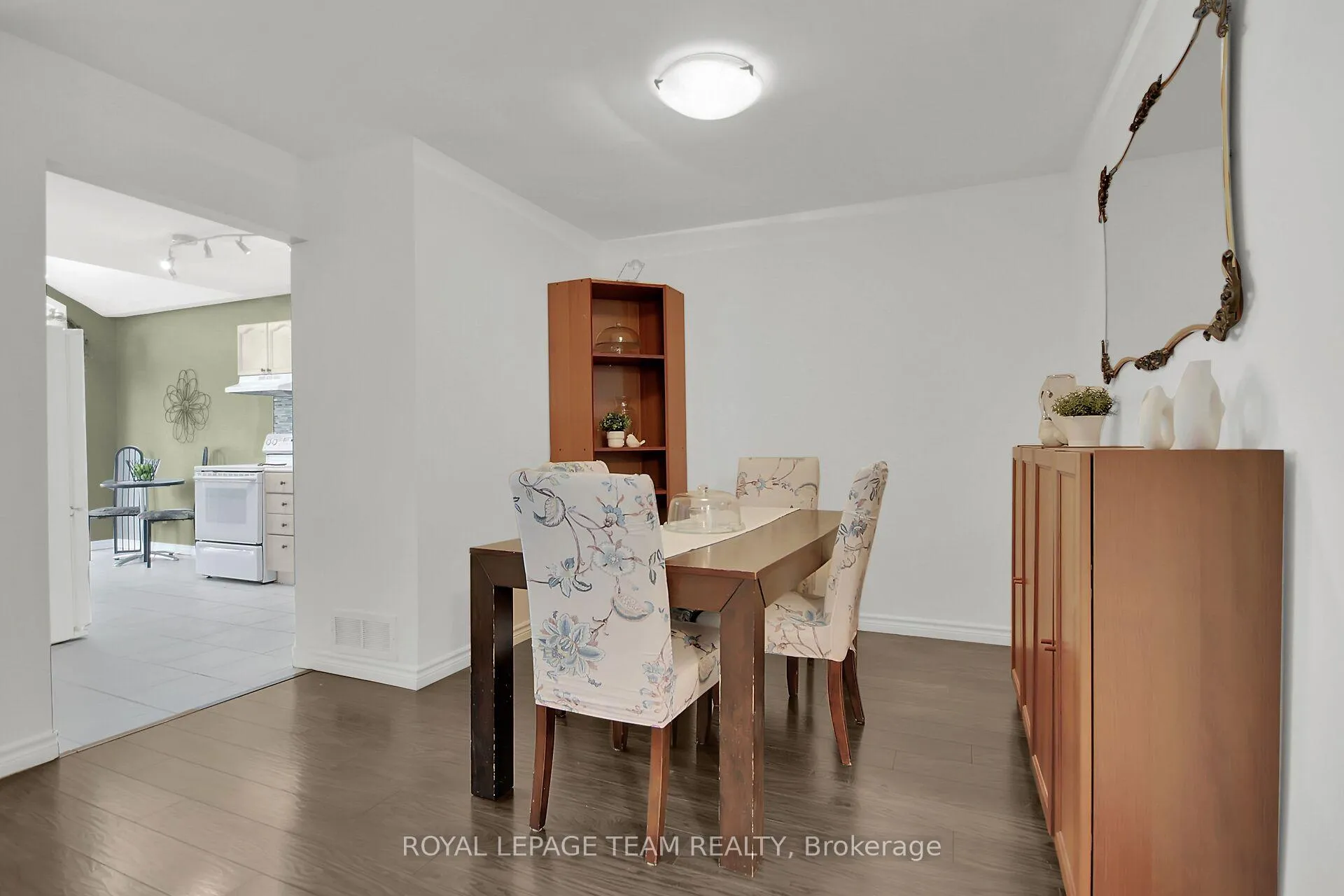 Photo 10 of 75 Inverary Drive, Ottawa, Kanata - Morgan's Grant/South March — HOMEH