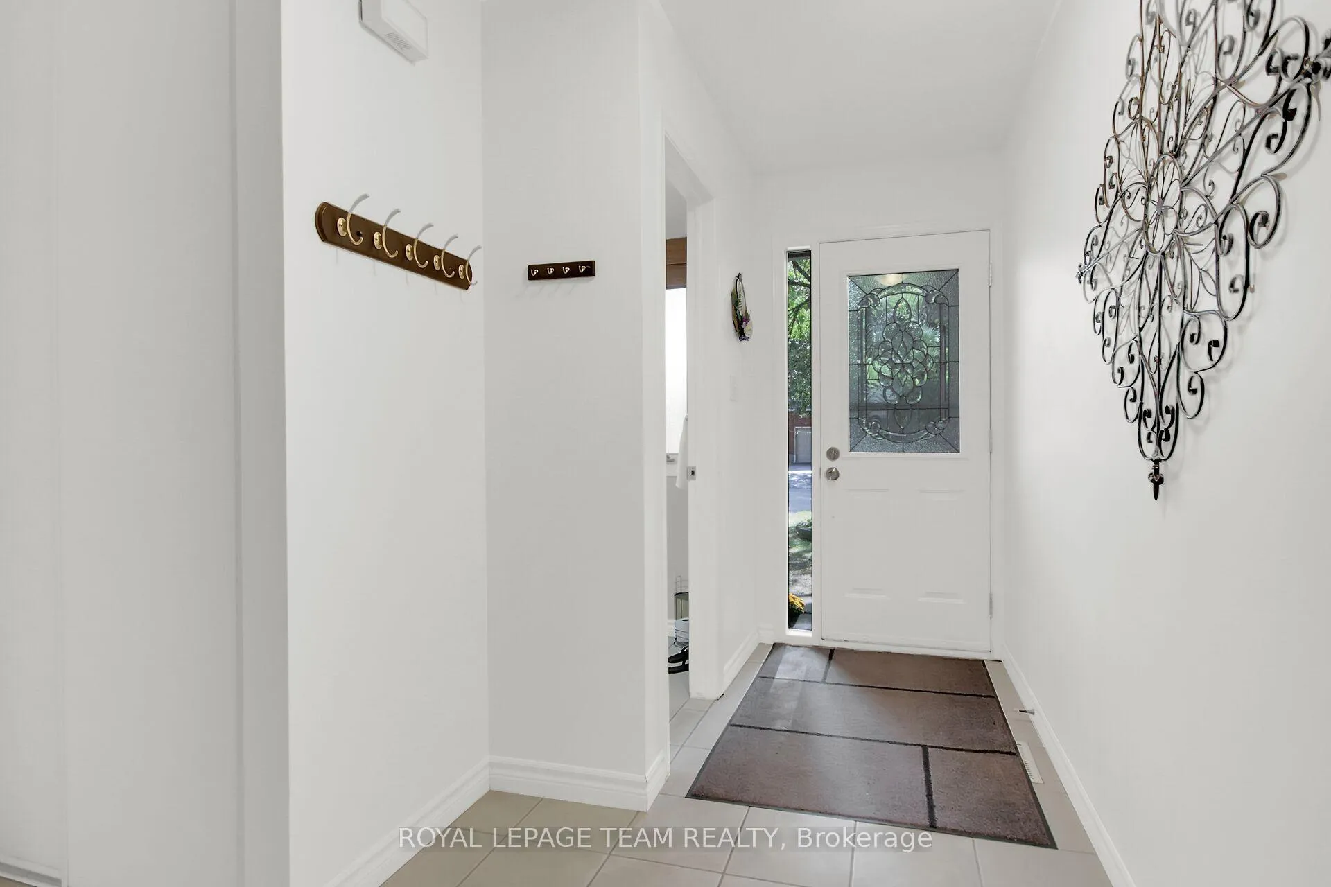 Photo 17 of 75 Inverary Drive, Ottawa, Kanata - Morgan's Grant/South March — HOMEH