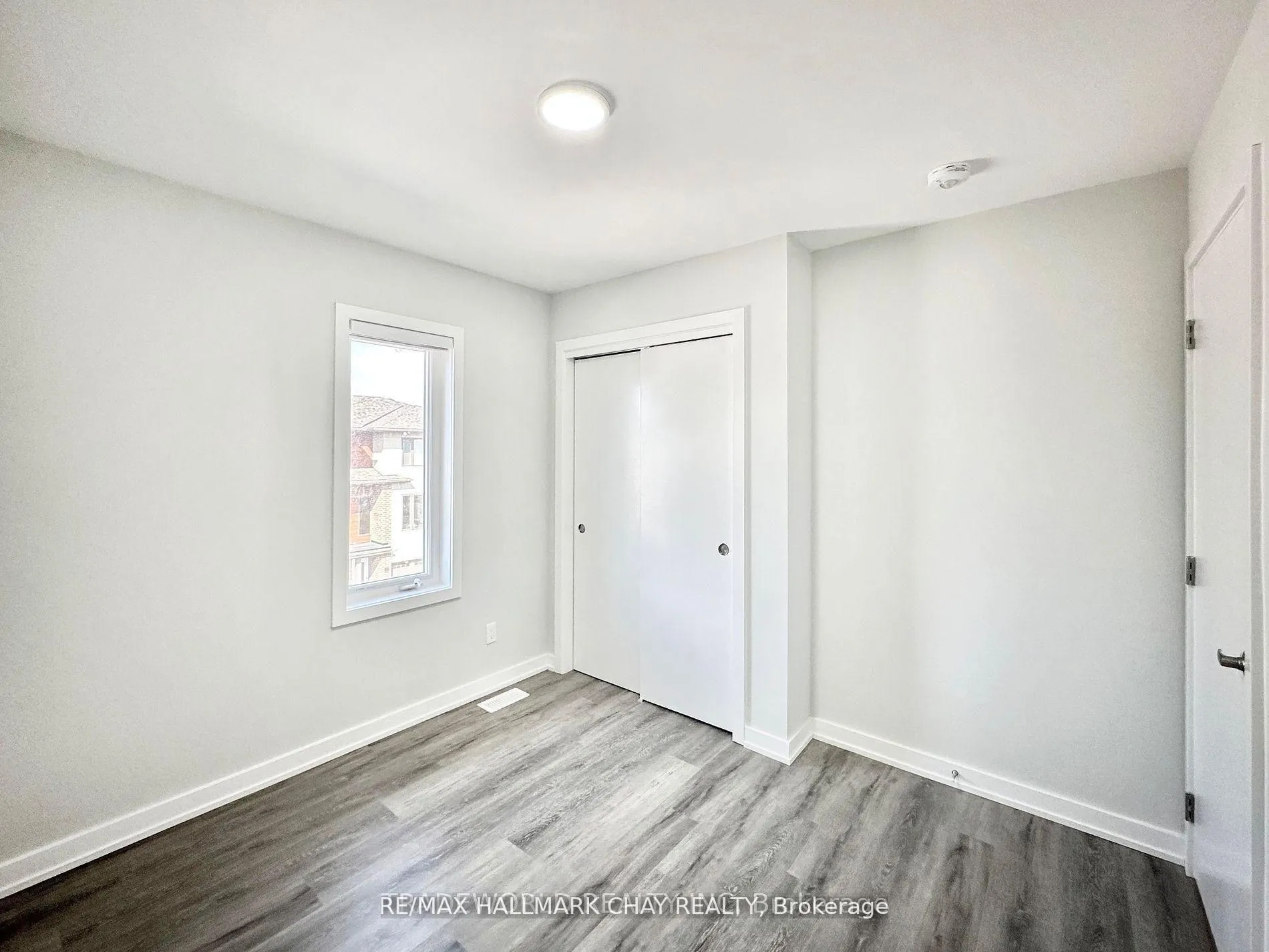 Photo 21 of 69 Winters Crescent, Collingwood — HOMEH
