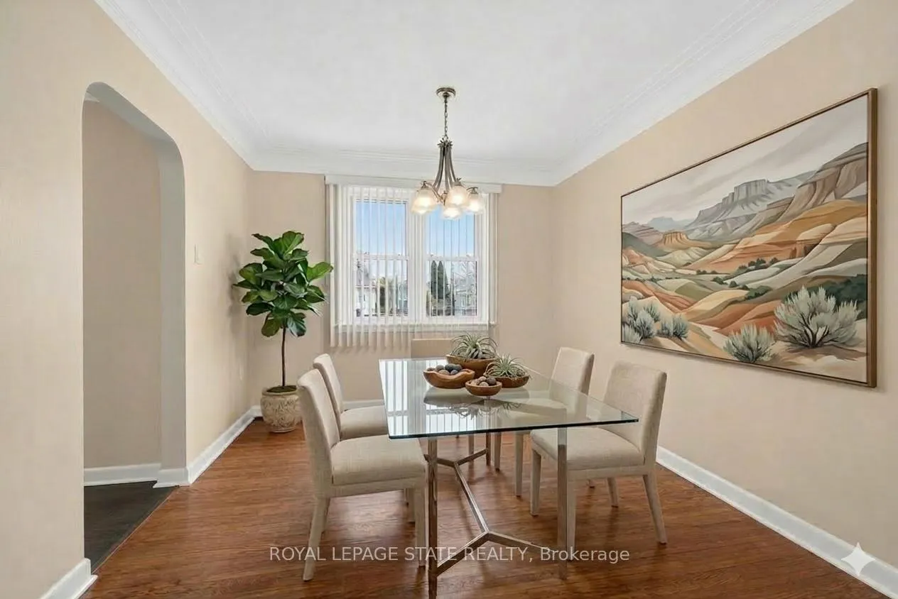 Photo 10 of 42 Evergreen Avenue, Hamilton, Stoney Creek — HOMEH