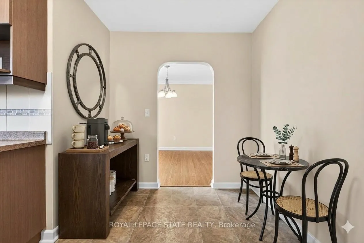 Photo 16 of 42 Evergreen Avenue, Hamilton, Stoney Creek — HOMEH