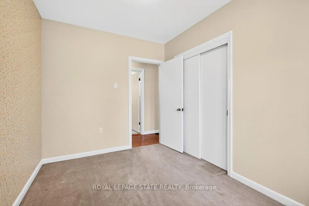 Photo 26 of 42 Evergreen Avenue, Hamilton, Stoney Creek — HOMEH