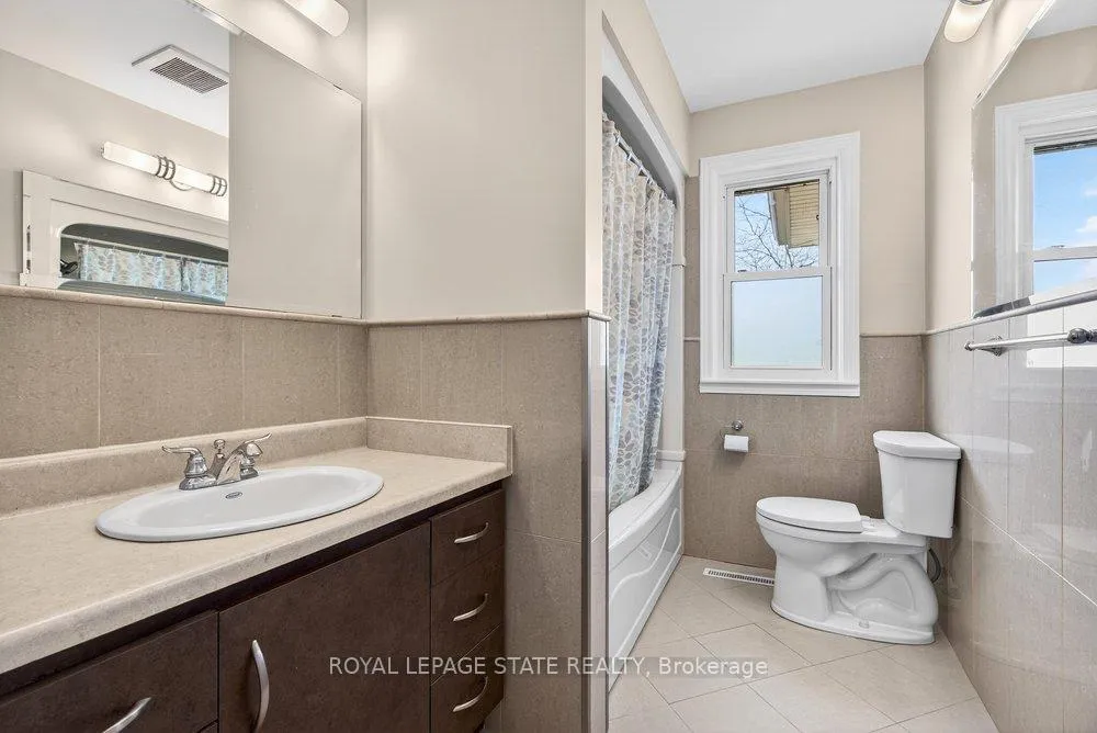 Photo 27 of 42 Evergreen Avenue, Hamilton, Stoney Creek — HOMEH