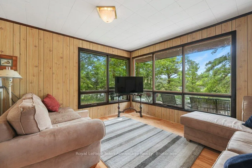 Photo 12 of 32 Island 65c, Carling — HOMEH