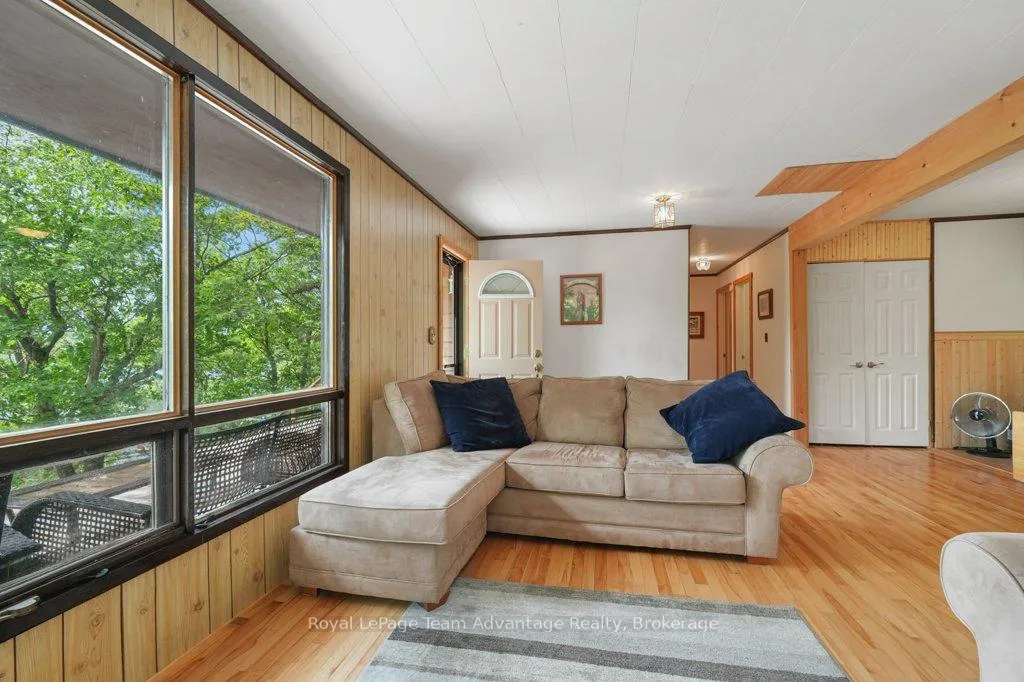Photo 15 of 32 Island 65c, Carling — HOMEH