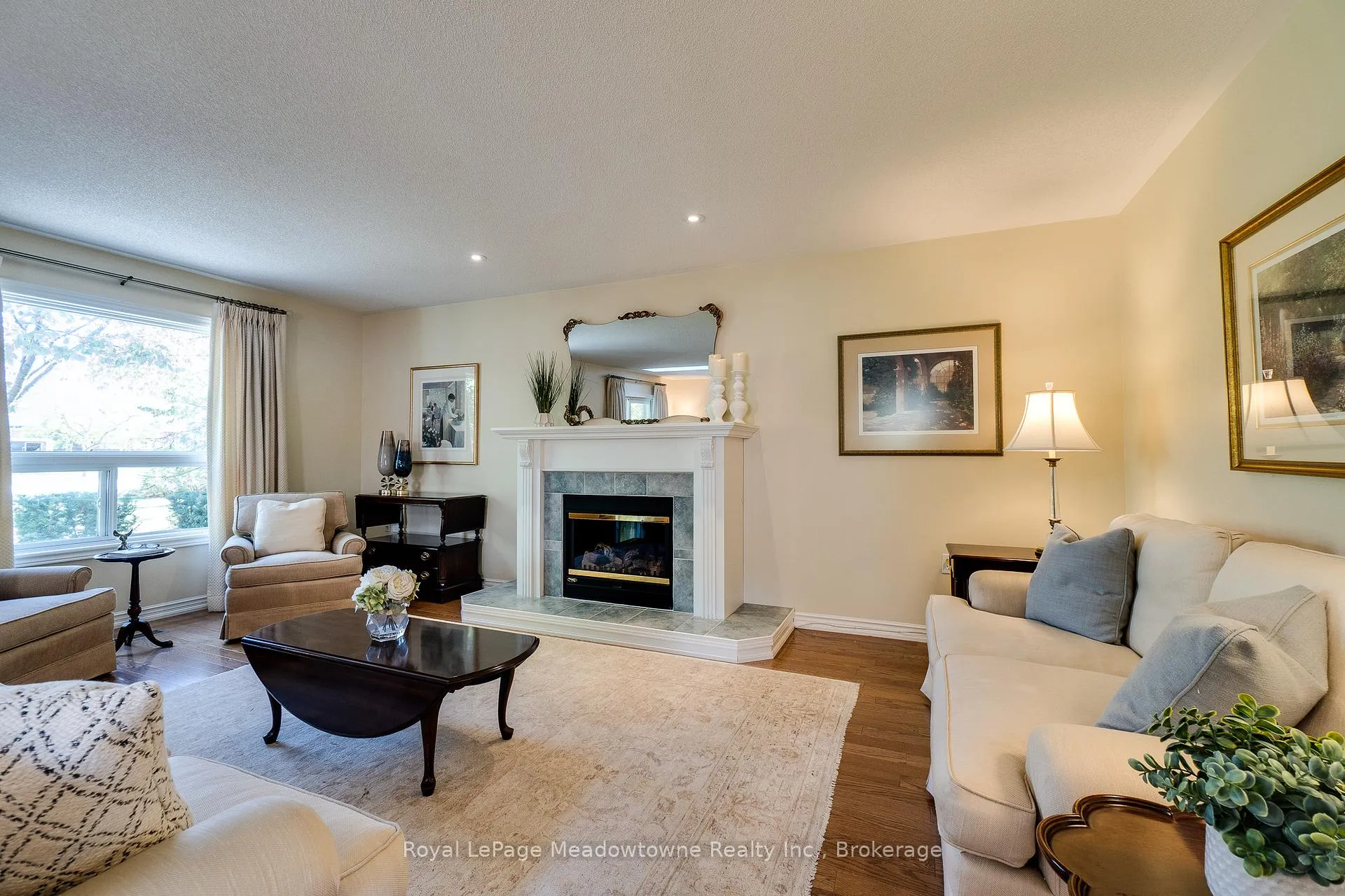 Photo 14 of 20 Arbordale Walk, Guelph, Village By The Arboretum — HOMEH