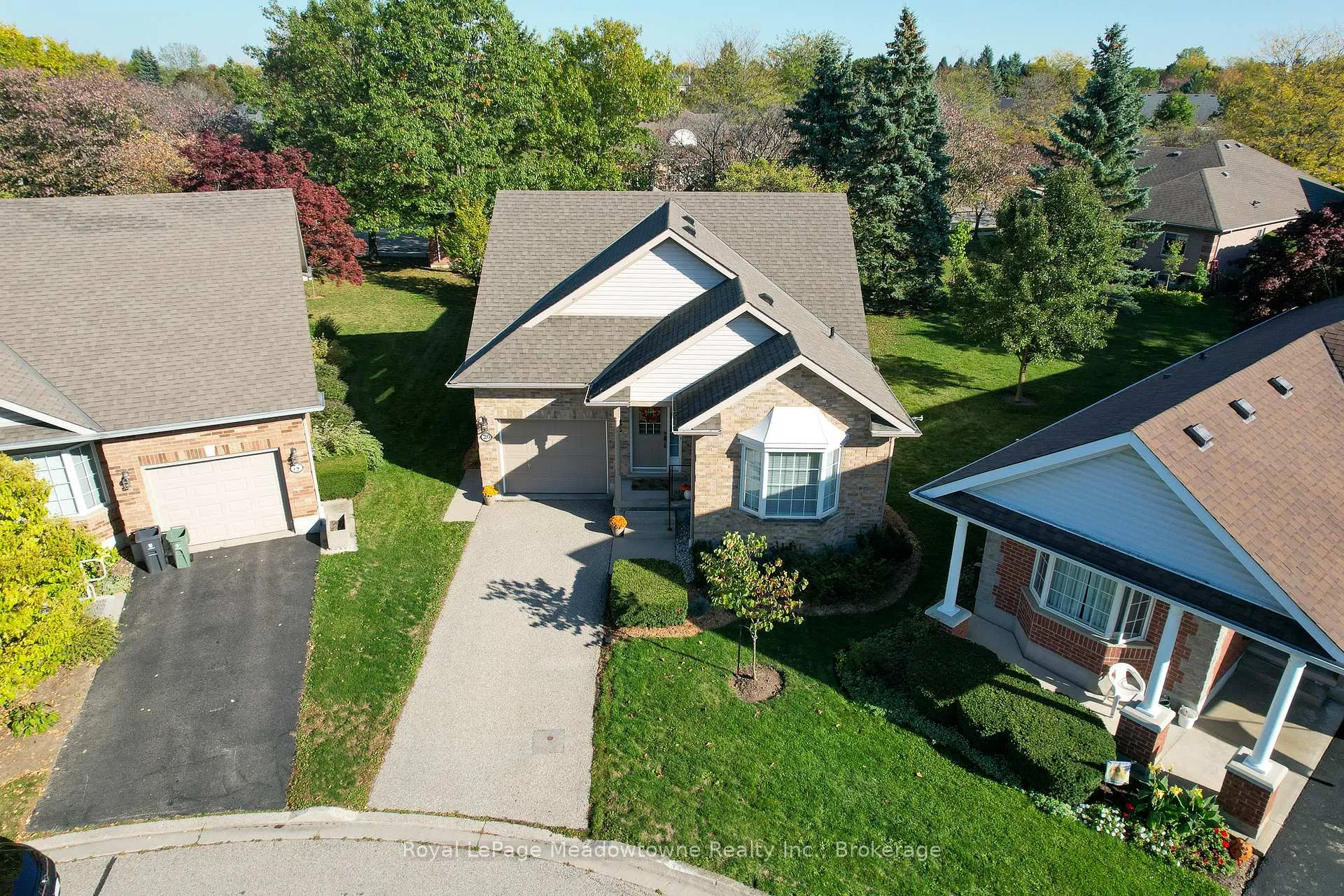 Photo 39 of 20 Arbordale Walk, Guelph, Village By The Arboretum — HOMEH