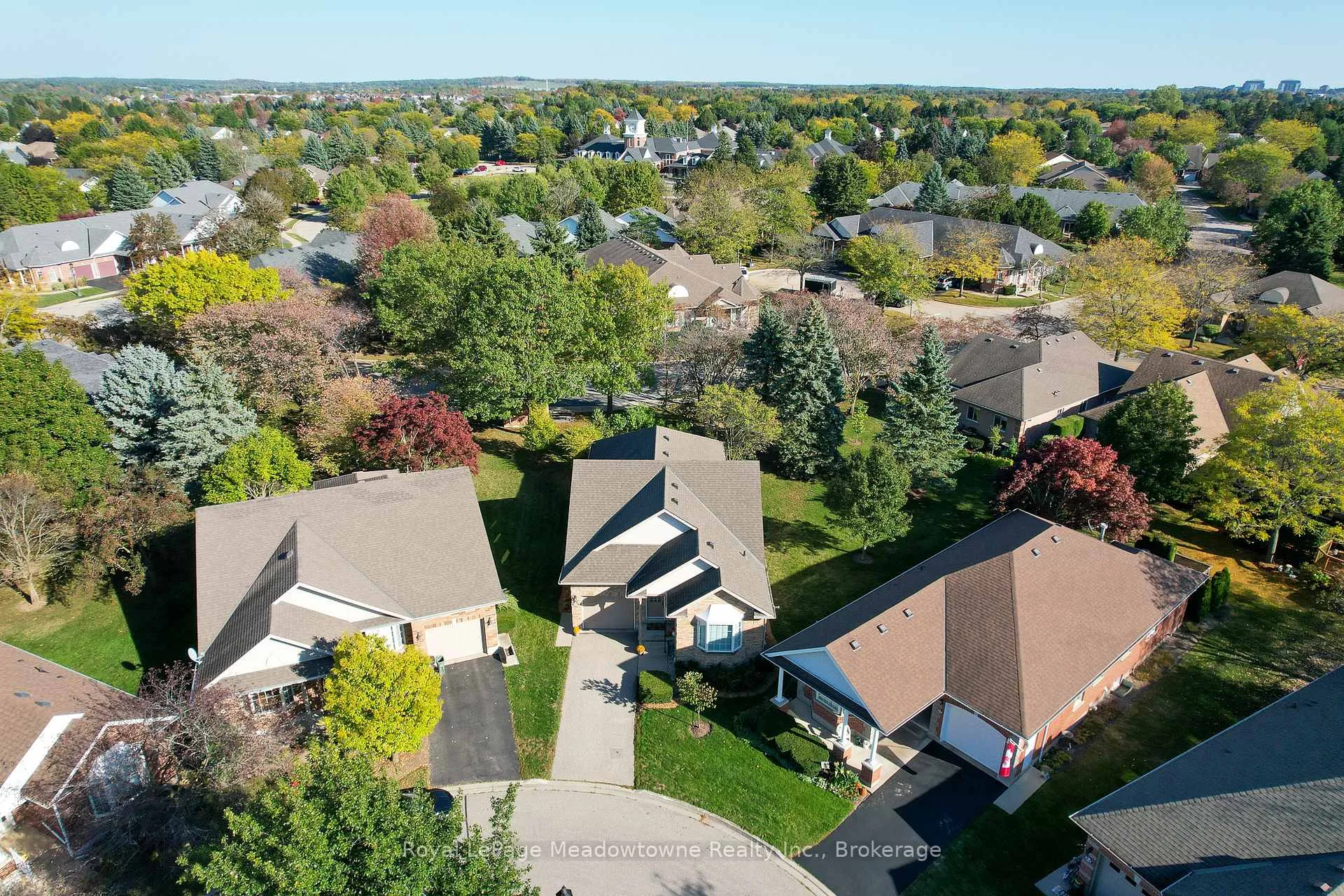 Photo 40 of 20 Arbordale Walk, Guelph, Village By The Arboretum — HOMEH