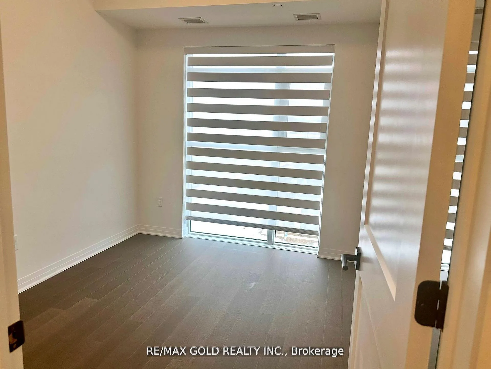 Photo 35 of Unit 423, 490 Gordon Krantz Avenue, Milton, Walker — HOMEH
