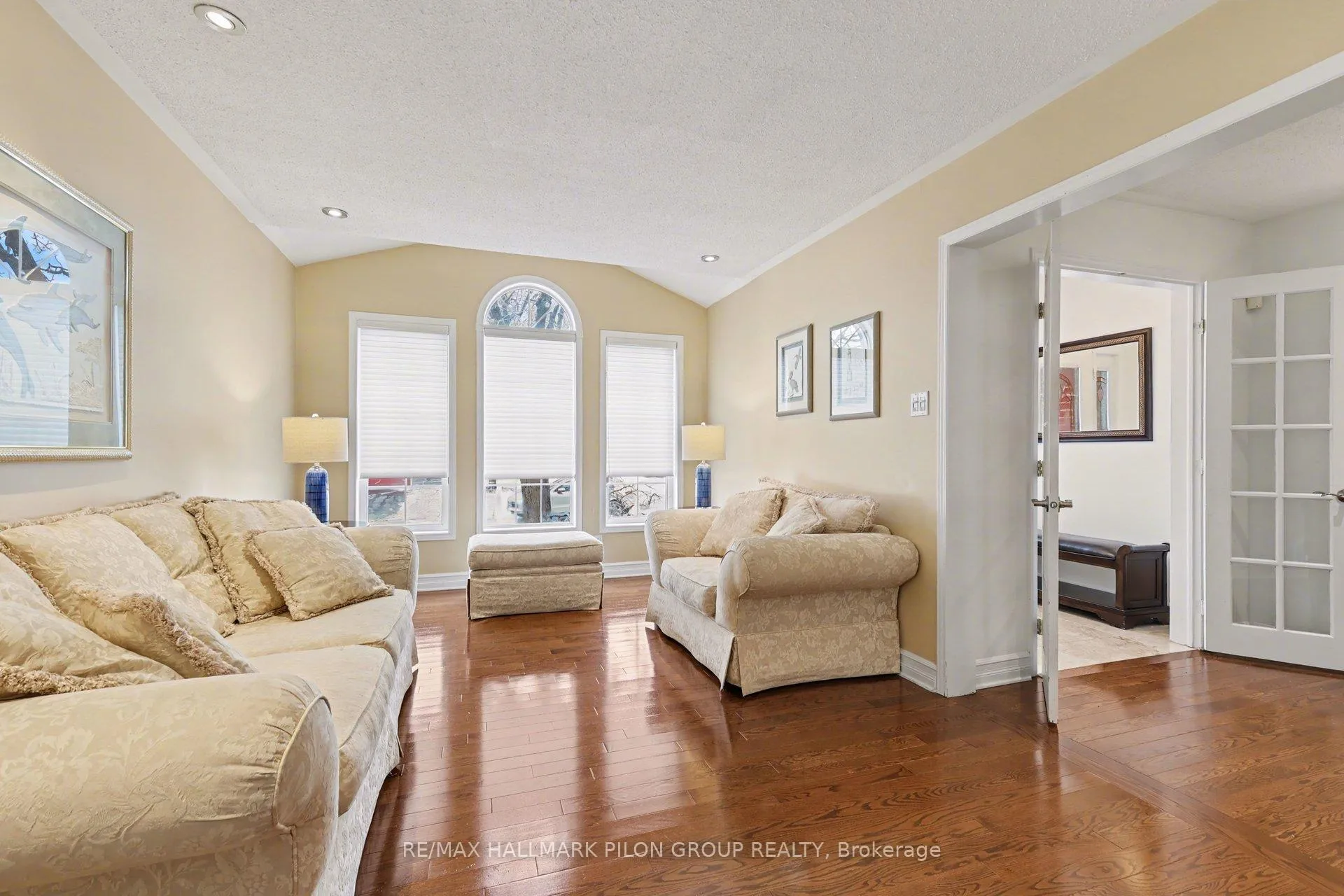 Photo 10 of 1399 Montresor Way, Ottawa, Fallingbrook/Ridgemount — HOMEH