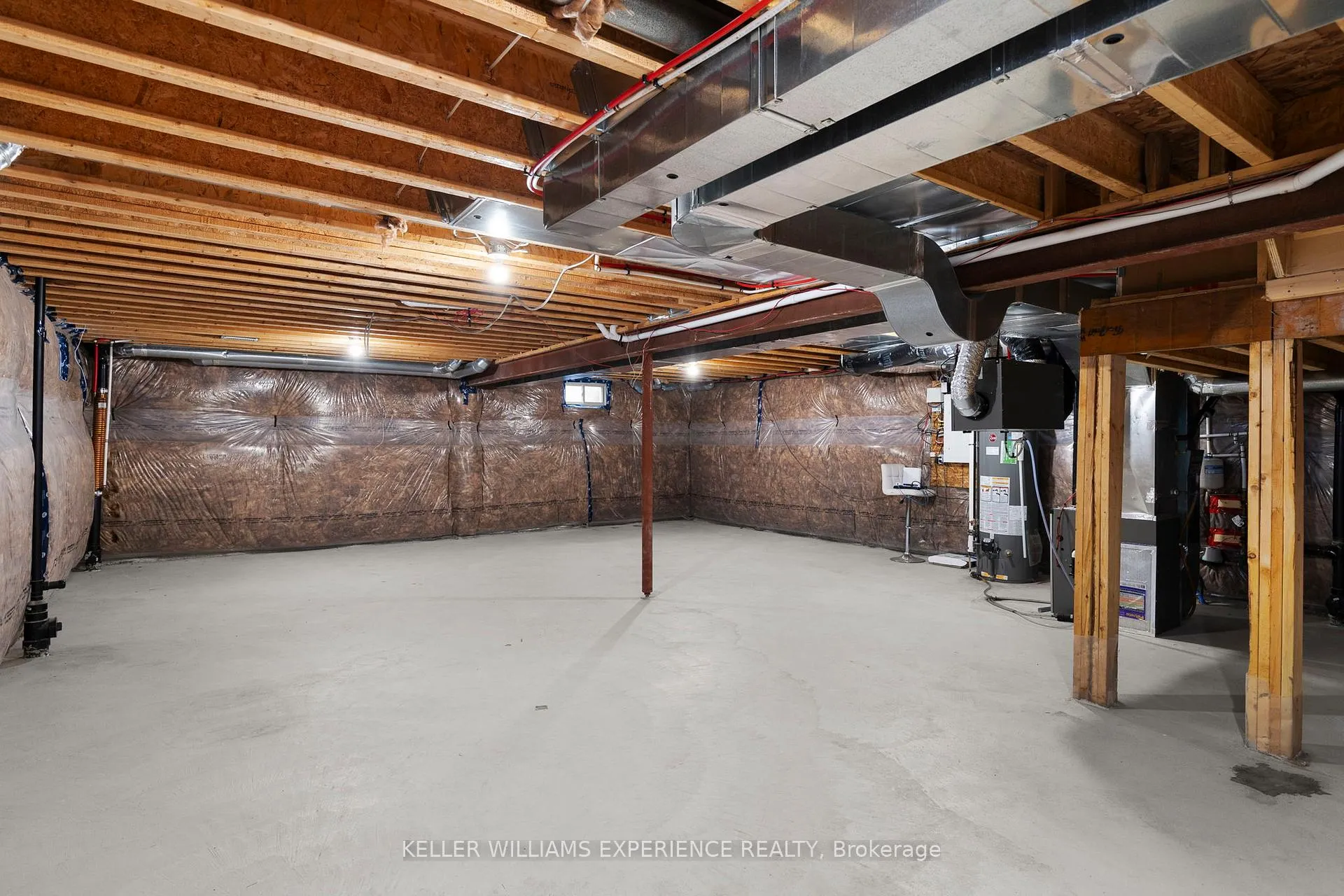 Photo 25 of 1464 Farrow Crescent, Innisfil, Alcona — HOMEH