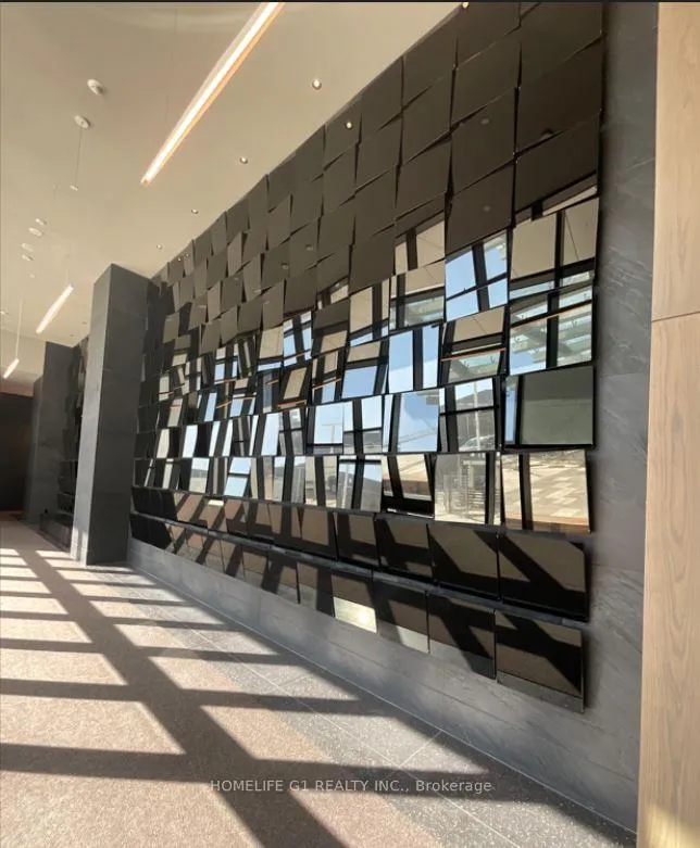 Photo 3 of Unit 6011, 8 Interchange Way, Vaughan, Vaughan Corporate Centre — HOMEH