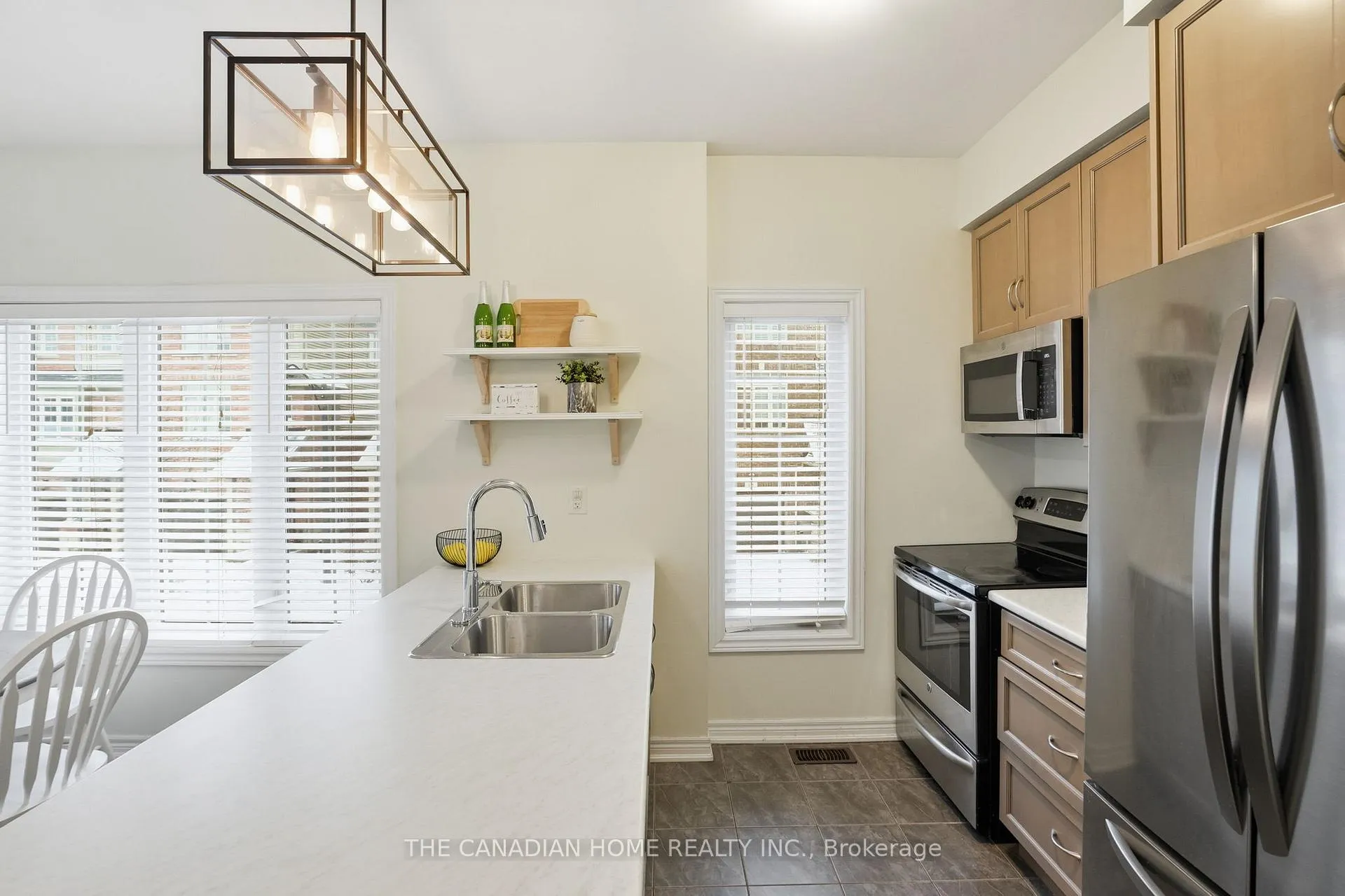 Photo 15 of Unit 33, 257 Parkside Drive, Hamilton, Waterdown — HOMEH