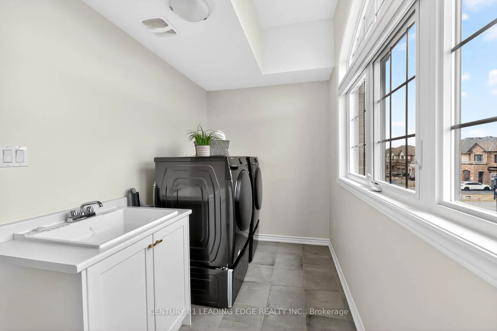 Photo 30 of 1217 Shankel Road, Oshawa, Eastdale — HOMEH
