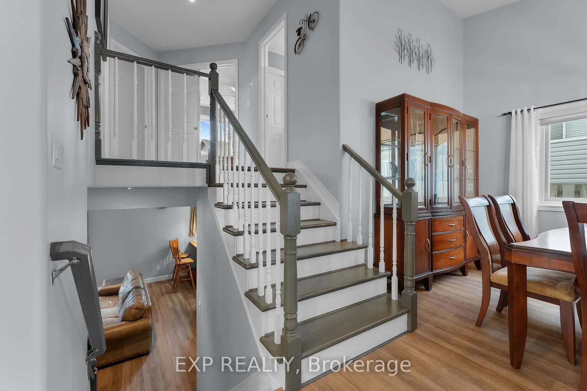 Photo 20 of 8116 Woodsview Crescent, Niagara Falls, Ascot — HOMEH