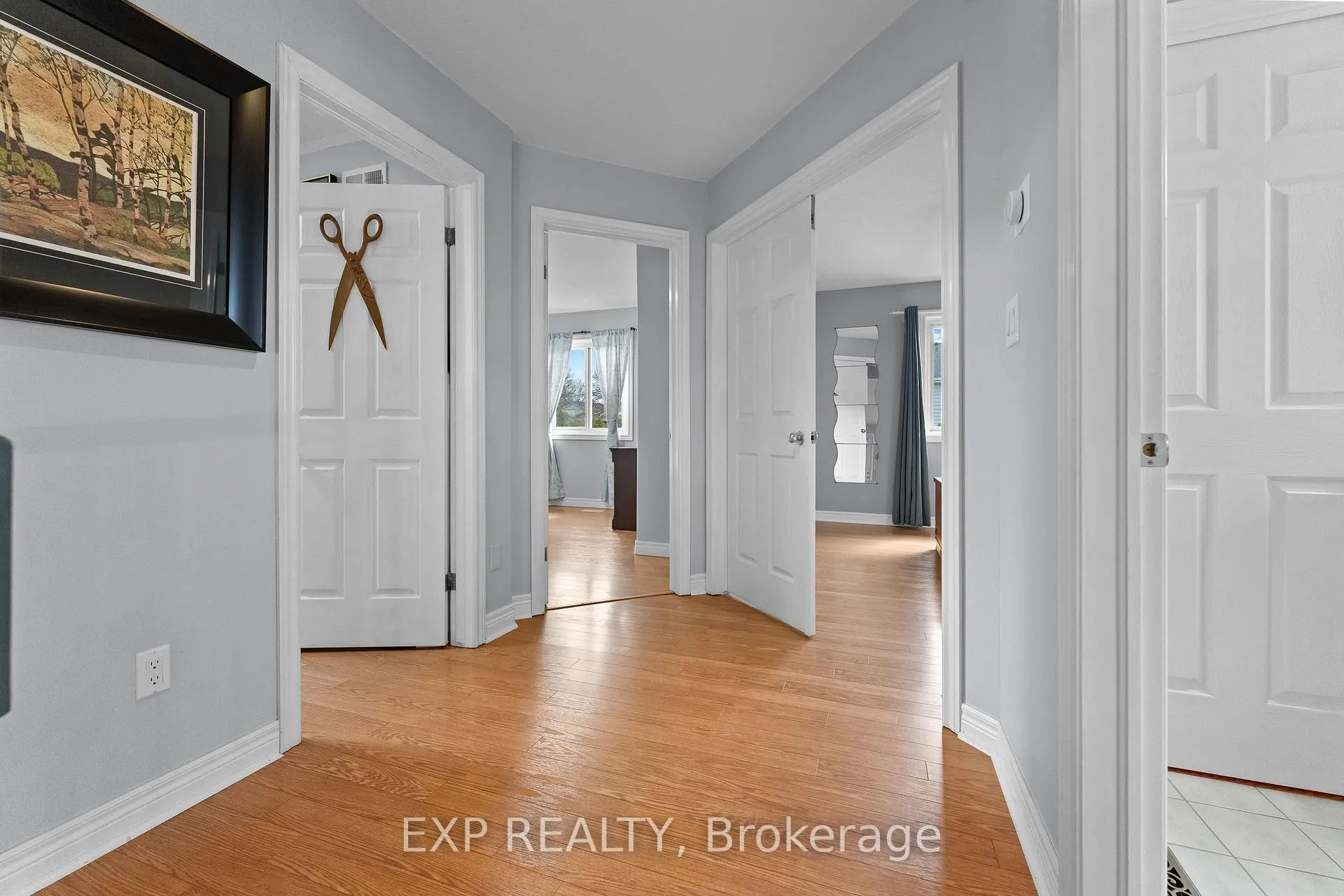 Photo 21 of 8116 Woodsview Crescent, Niagara Falls, Ascot — HOMEH