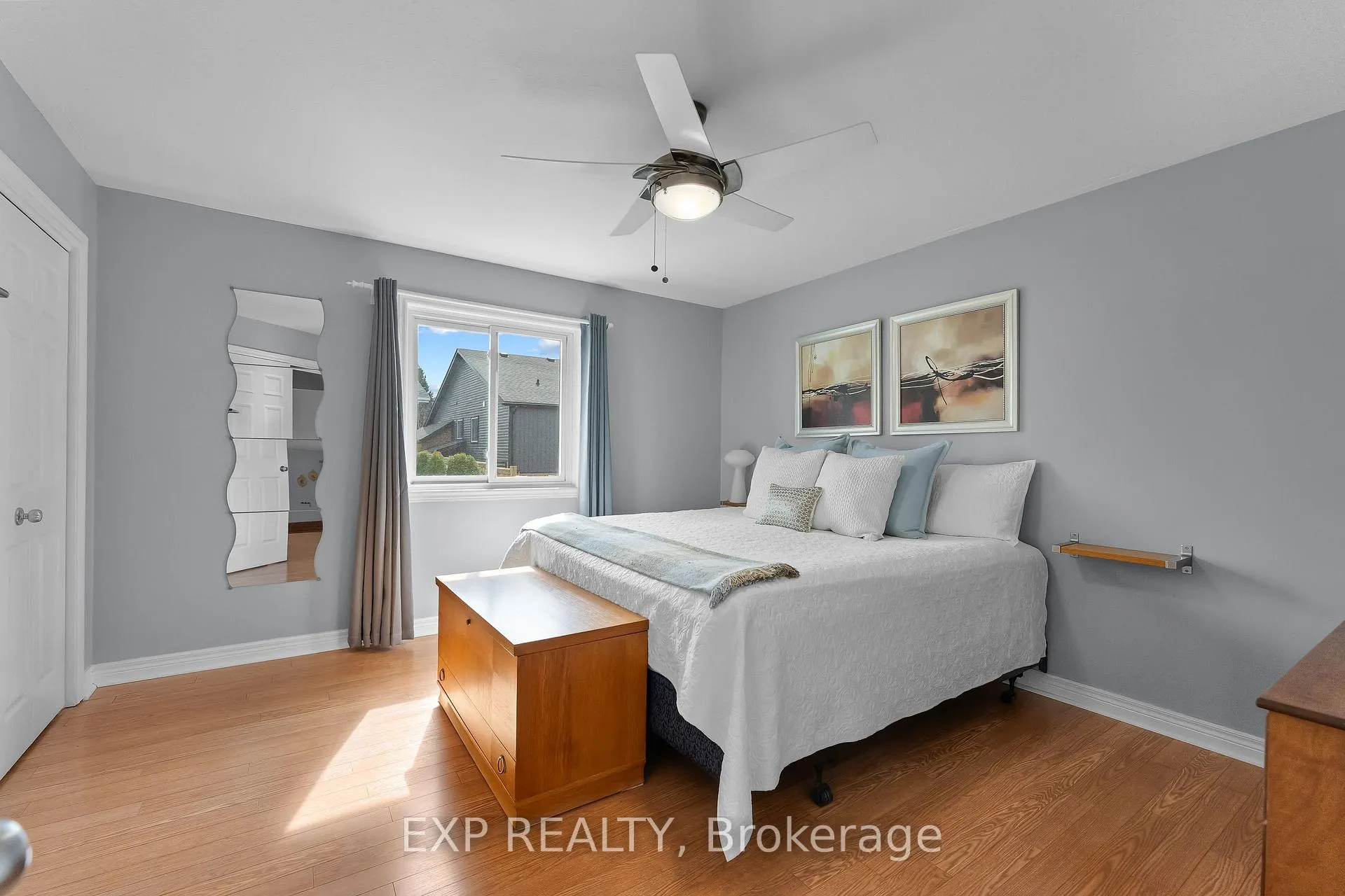 Photo 22 of 8116 Woodsview Crescent, Niagara Falls, Ascot — HOMEH