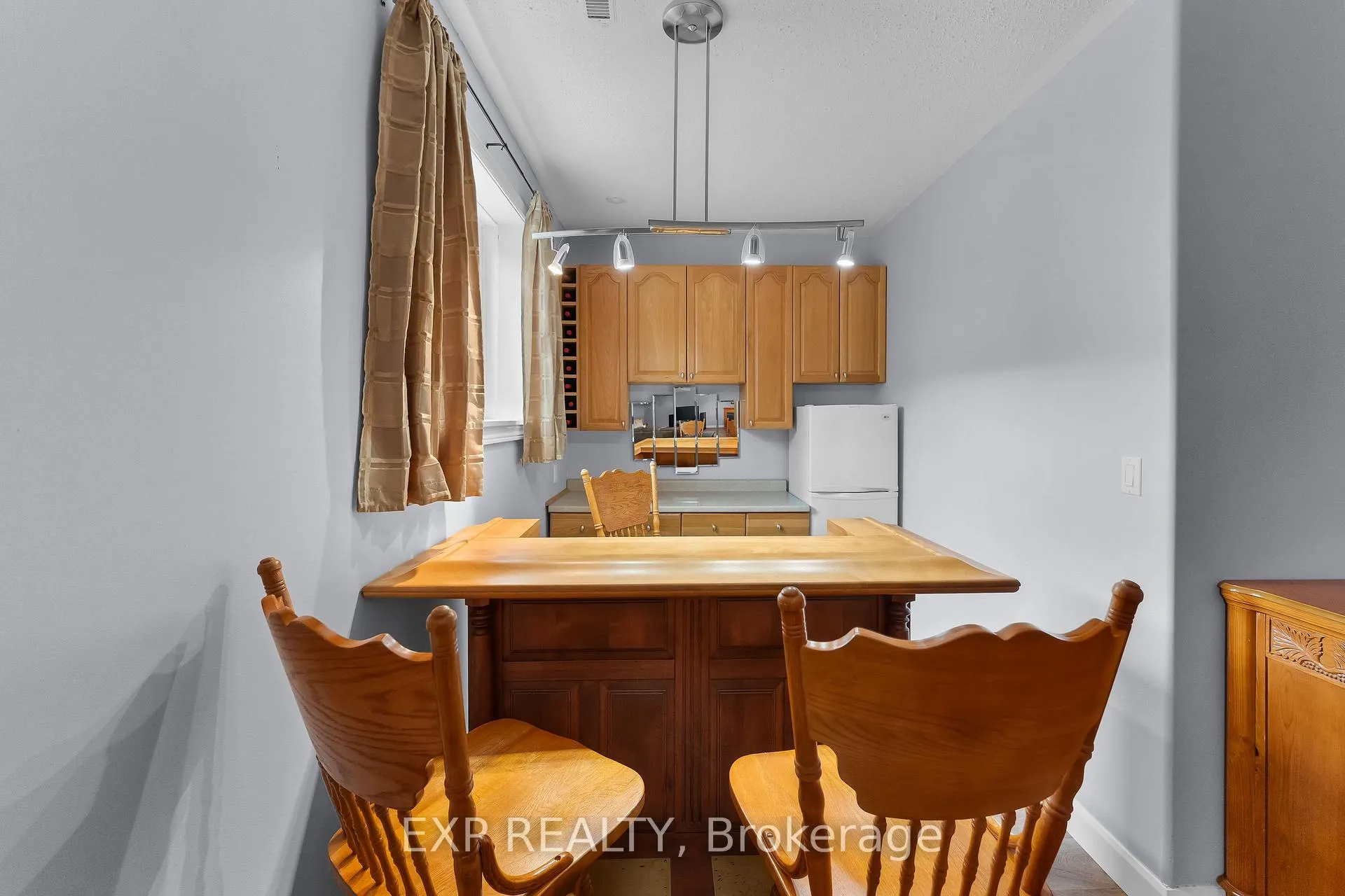 Photo 30 of 8116 Woodsview Crescent, Niagara Falls, Ascot — HOMEH