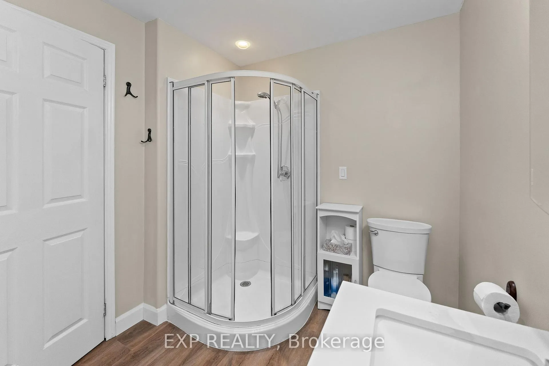 Photo 34 of 8116 Woodsview Crescent, Niagara Falls, Ascot — HOMEH