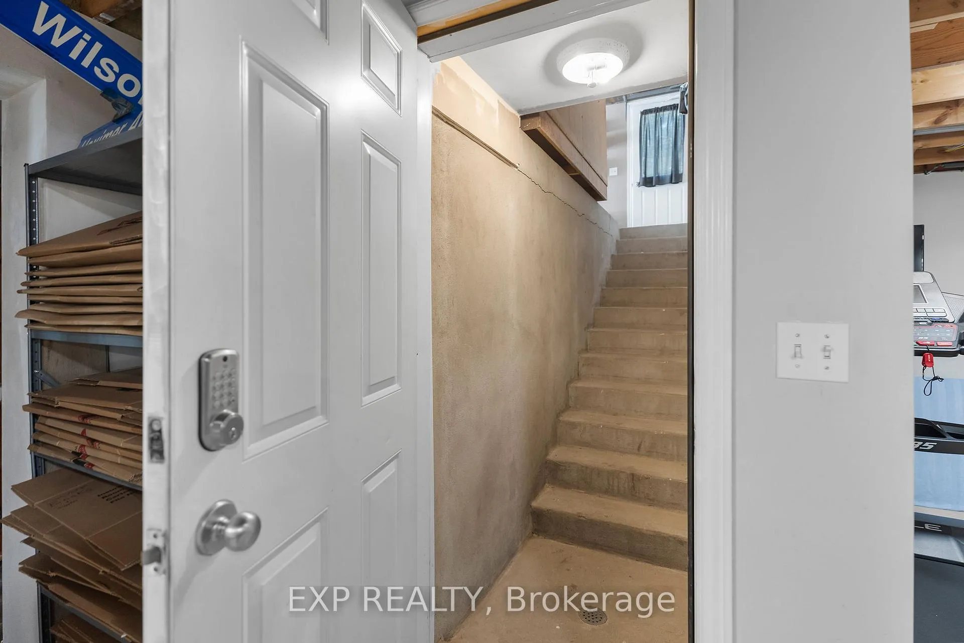 Photo 38 of 8116 Woodsview Crescent, Niagara Falls, Ascot — HOMEH