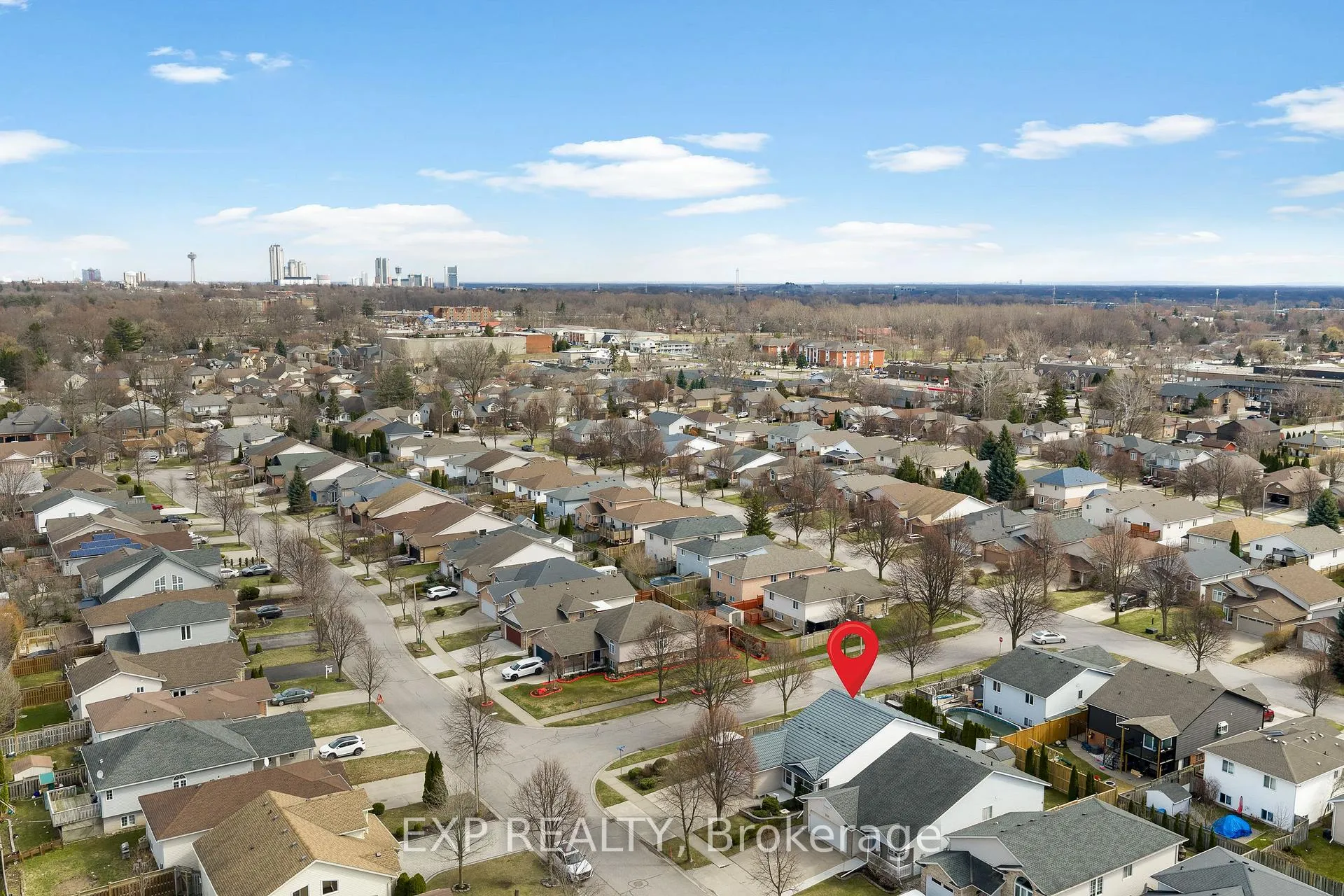 Photo 49 of 8116 Woodsview Crescent, Niagara Falls, Ascot — HOMEH