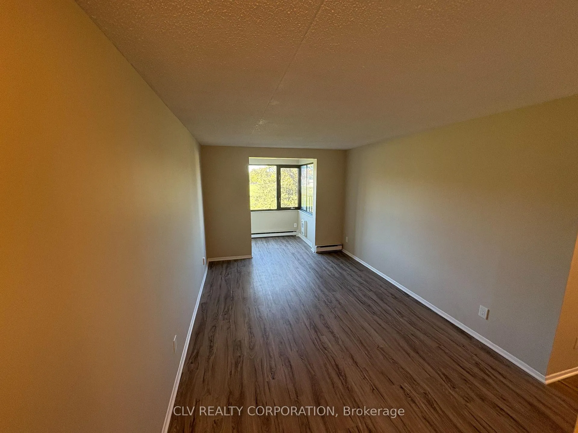 Photo 5 of Unit 211, 89 Stonehurst Avenue, Ottawa, Mechanicsville — HOMEH