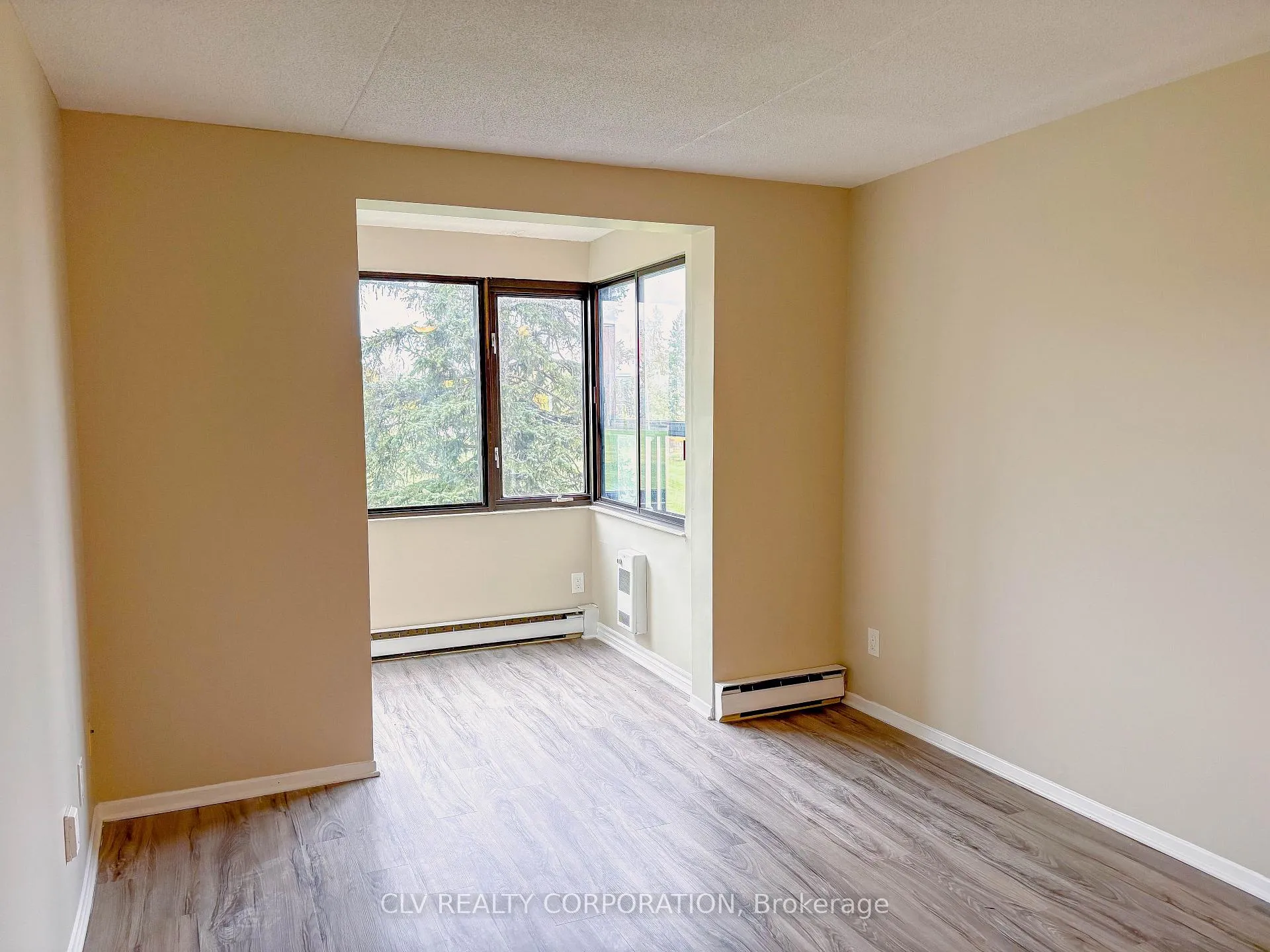 Photo 8 of Unit 211, 89 Stonehurst Avenue, Ottawa, Mechanicsville — HOMEH