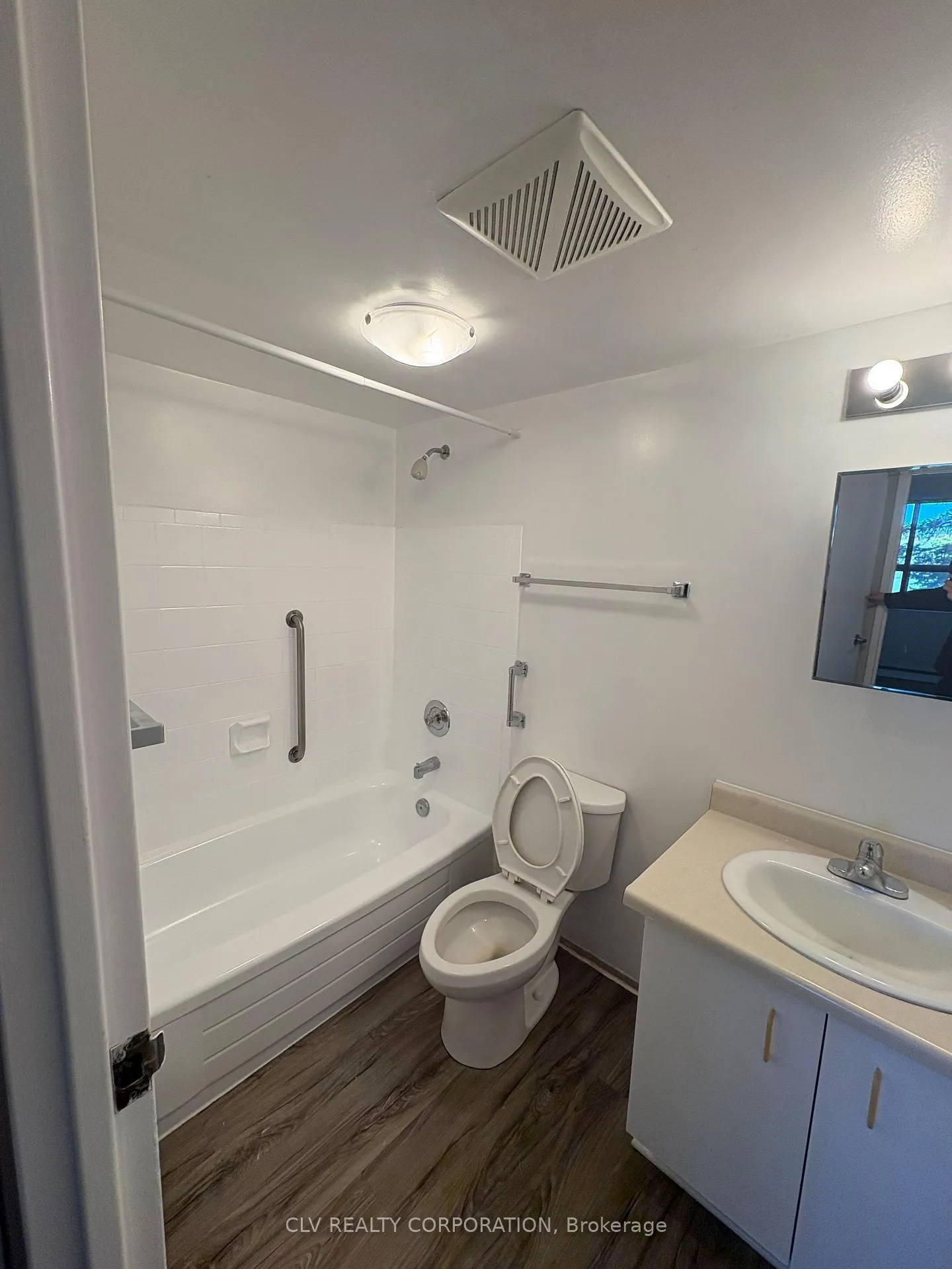 Photo 13 of Unit 211, 89 Stonehurst Avenue, Ottawa, Mechanicsville — HOMEH
