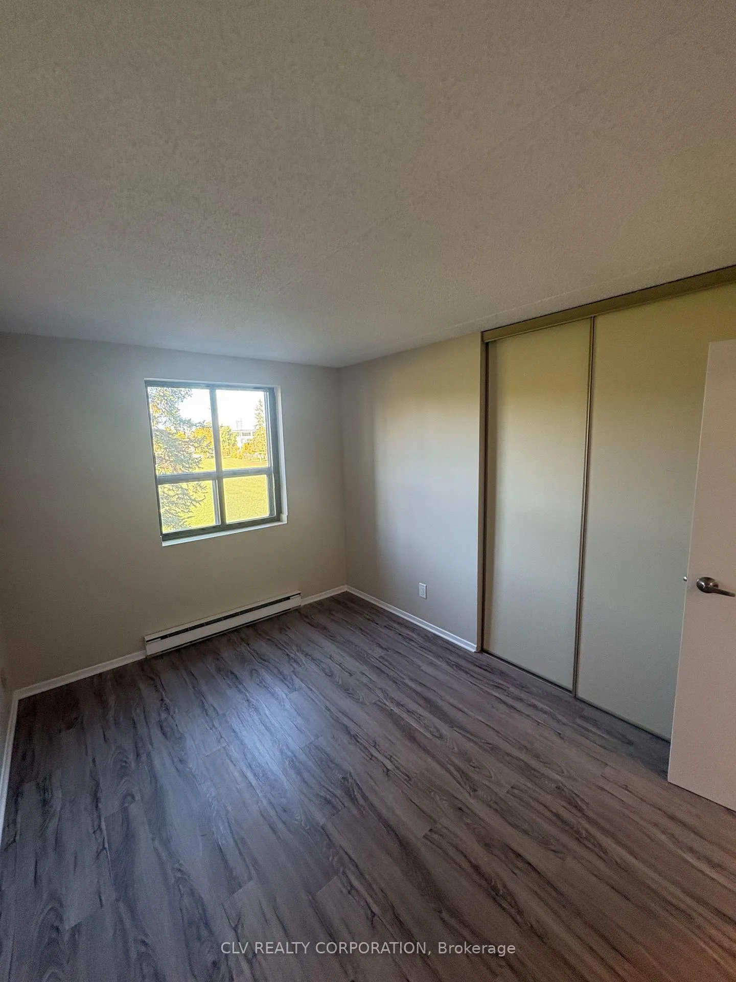 Photo 15 of Unit 211, 89 Stonehurst Avenue, Ottawa, Mechanicsville — HOMEH