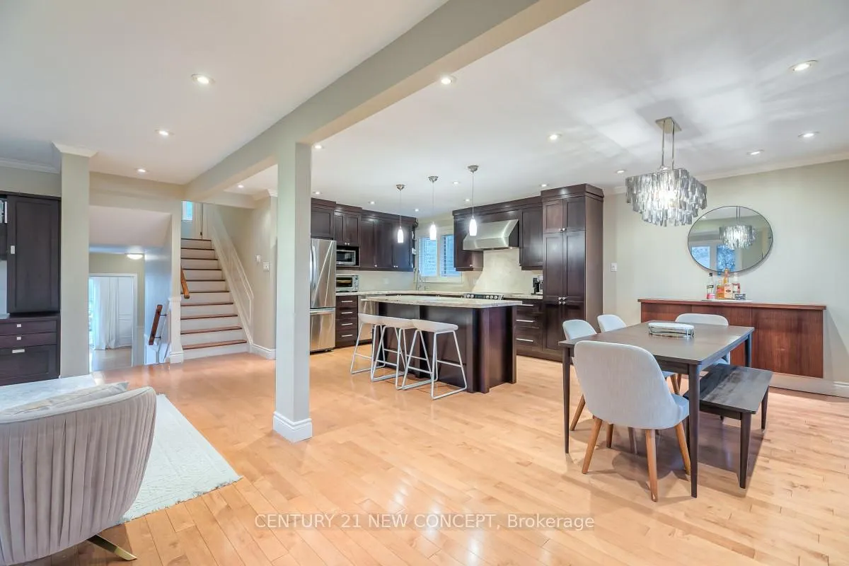Photo 4 of 116 Babcome Drive, Markham, Bayview Glen — HOMEH