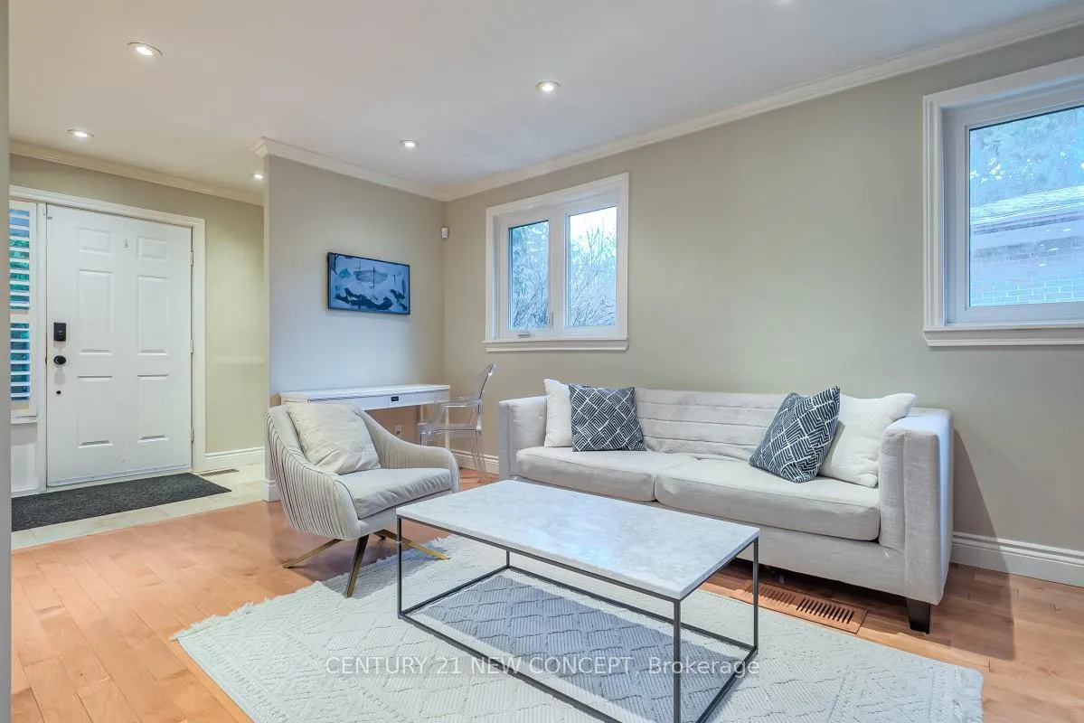 Photo 6 of 116 Babcome Drive, Markham, Bayview Glen — HOMEH