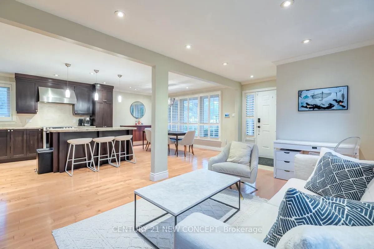 Photo 7 of 116 Babcome Drive, Markham, Bayview Glen — HOMEH