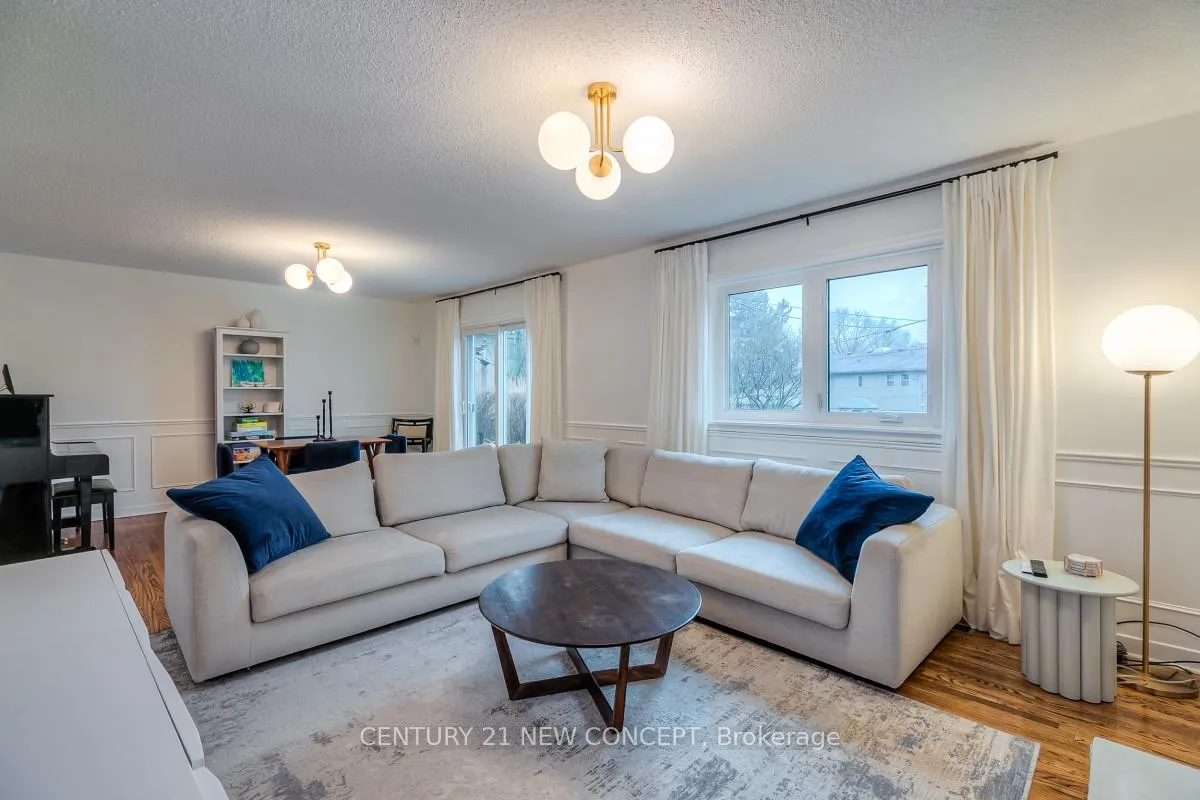 Photo 15 of 116 Babcome Drive, Markham, Bayview Glen — HOMEH
