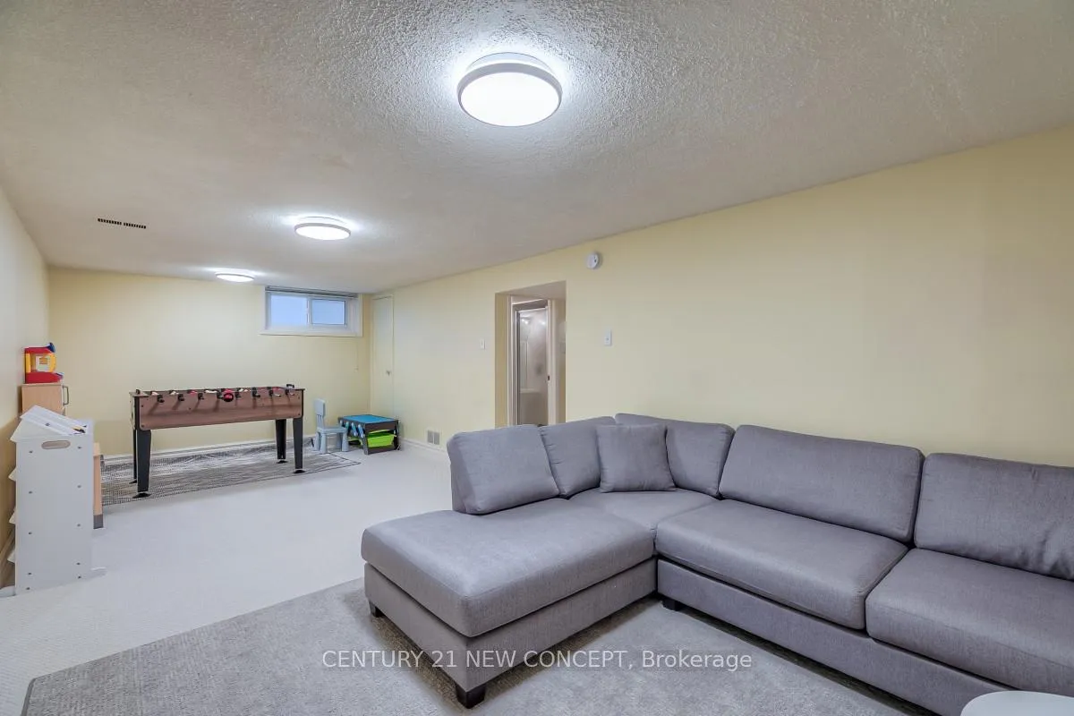 Photo 28 of 116 Babcome Drive, Markham, Bayview Glen — HOMEH