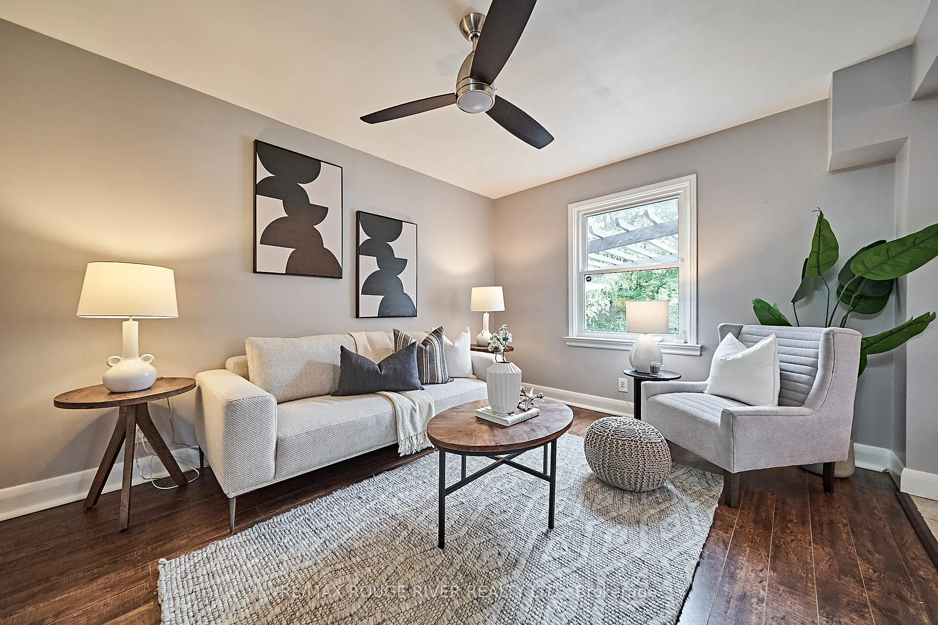 Photo 12 of 1073 King Street E, Oshawa, Donevan — HOMEH