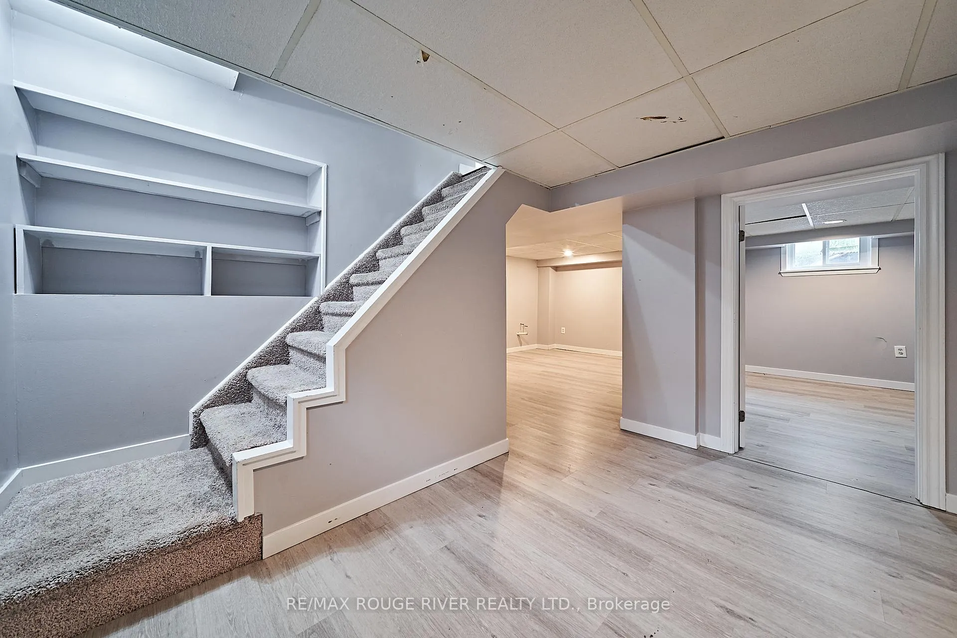 Photo 34 of 1073 King Street E, Oshawa, Donevan — HOMEH