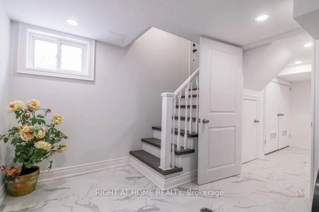 Photo 3 of Unit Bsmt, 39 Porter Crescent, Scarborough, Dorset Park — HOMEH