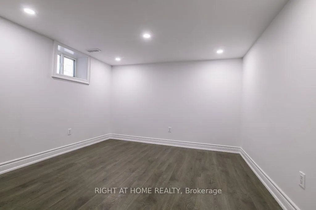 Photo 8 of Unit Bsmt, 39 Porter Crescent, Scarborough, Dorset Park — HOMEH