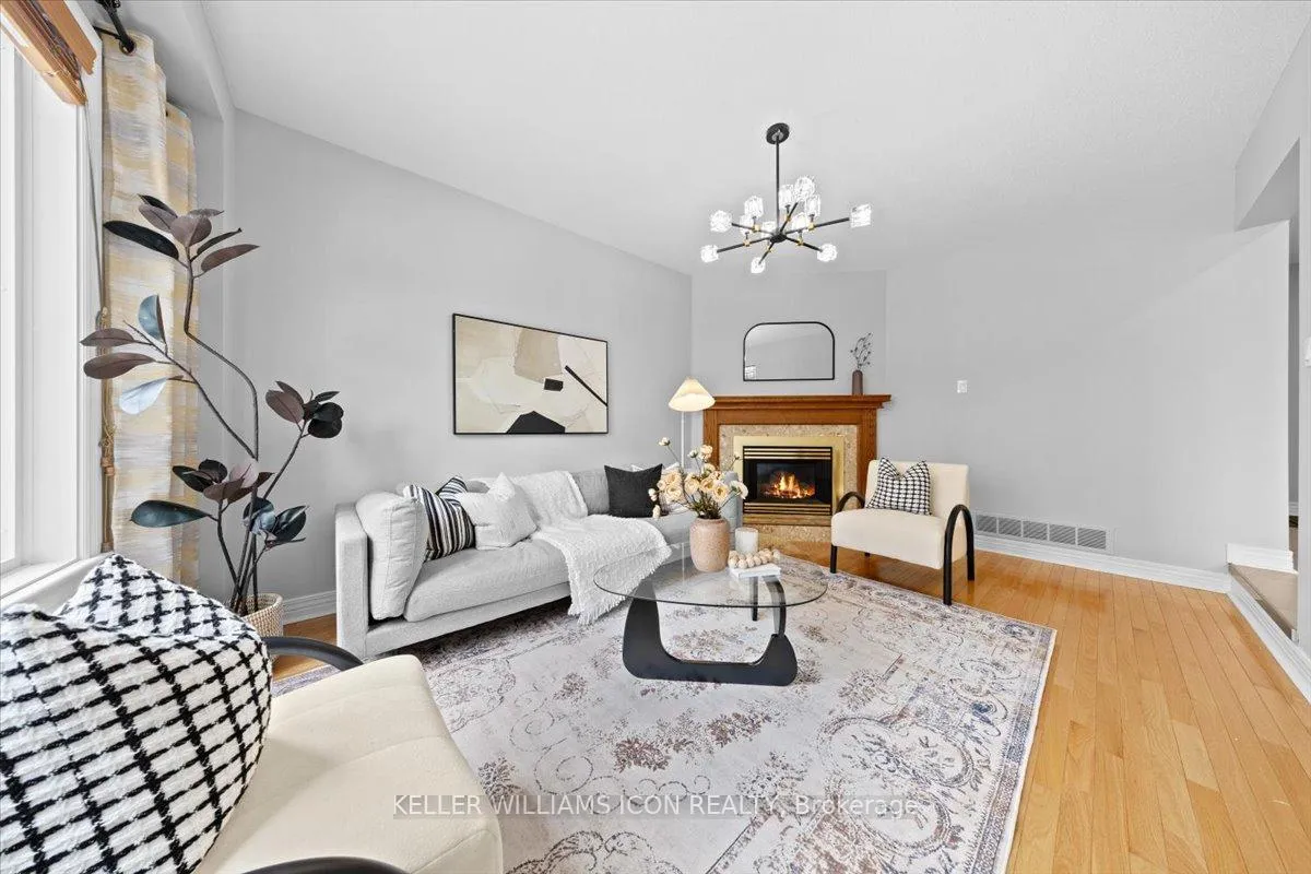Photo 4 of 26 Tanner Crescent, Ottawa, Kanata - Kanata Lakes/Heritage Hills — HOMEH