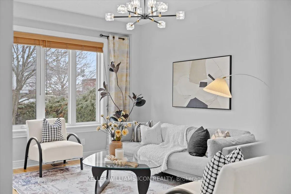 Photo 5 of 26 Tanner Crescent, Ottawa, Kanata - Kanata Lakes/Heritage Hills — HOMEH