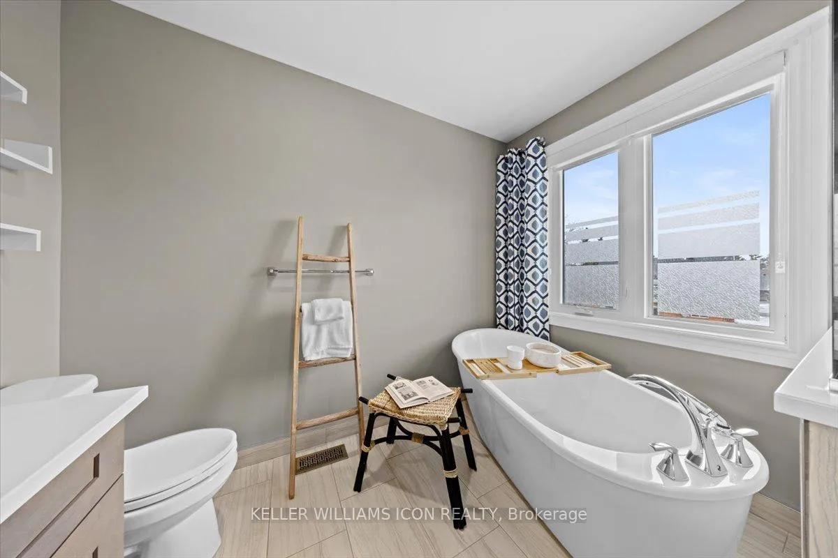 Photo 28 of 26 Tanner Crescent, Ottawa, Kanata - Kanata Lakes/Heritage Hills — HOMEH