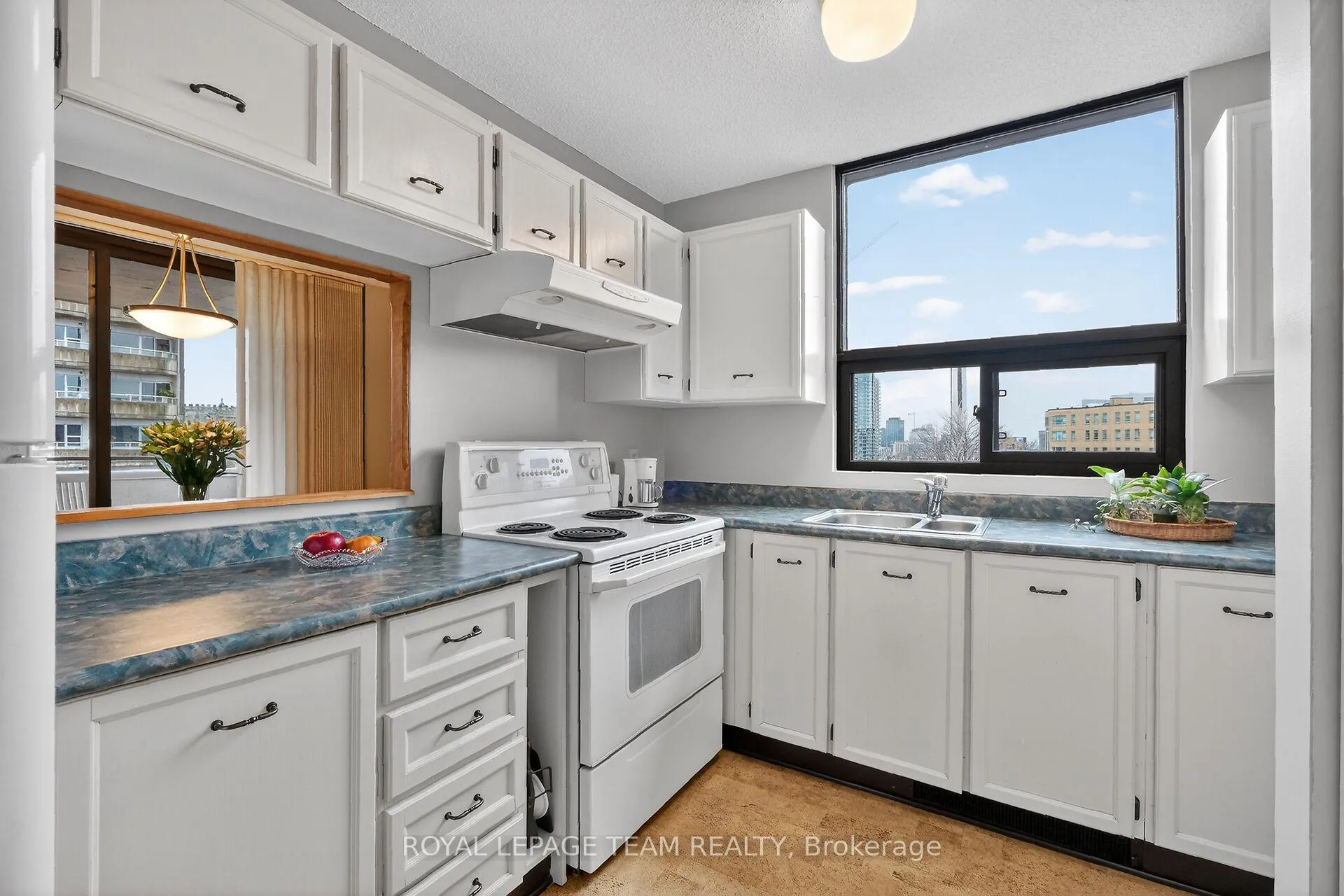 Photo 18 of Unit 601, 40 Arthur Street, Ottawa, West Centre Town — HOMEH