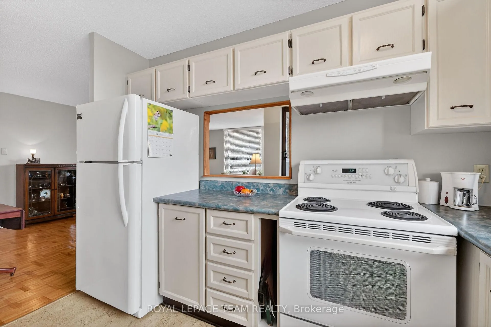 Photo 20 of Unit 601, 40 Arthur Street, Ottawa, West Centre Town — HOMEH