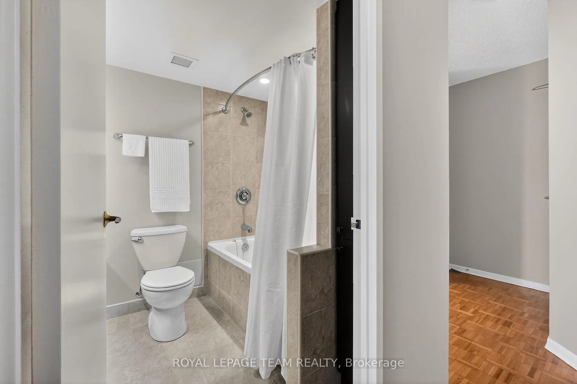 Photo 30 of Unit 601, 40 Arthur Street, Ottawa, West Centre Town — HOMEH