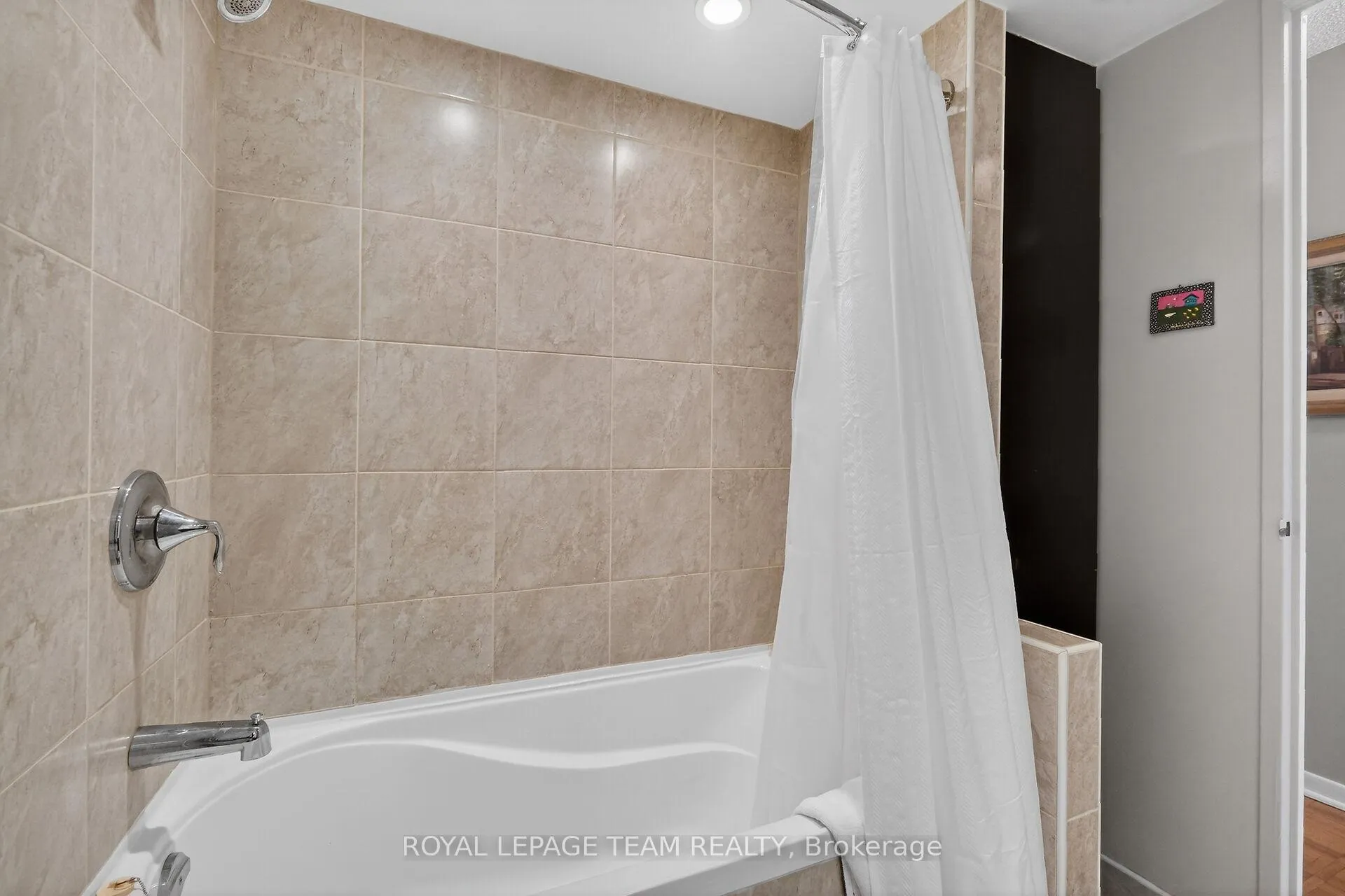 Photo 32 of Unit 601, 40 Arthur Street, Ottawa, West Centre Town — HOMEH
