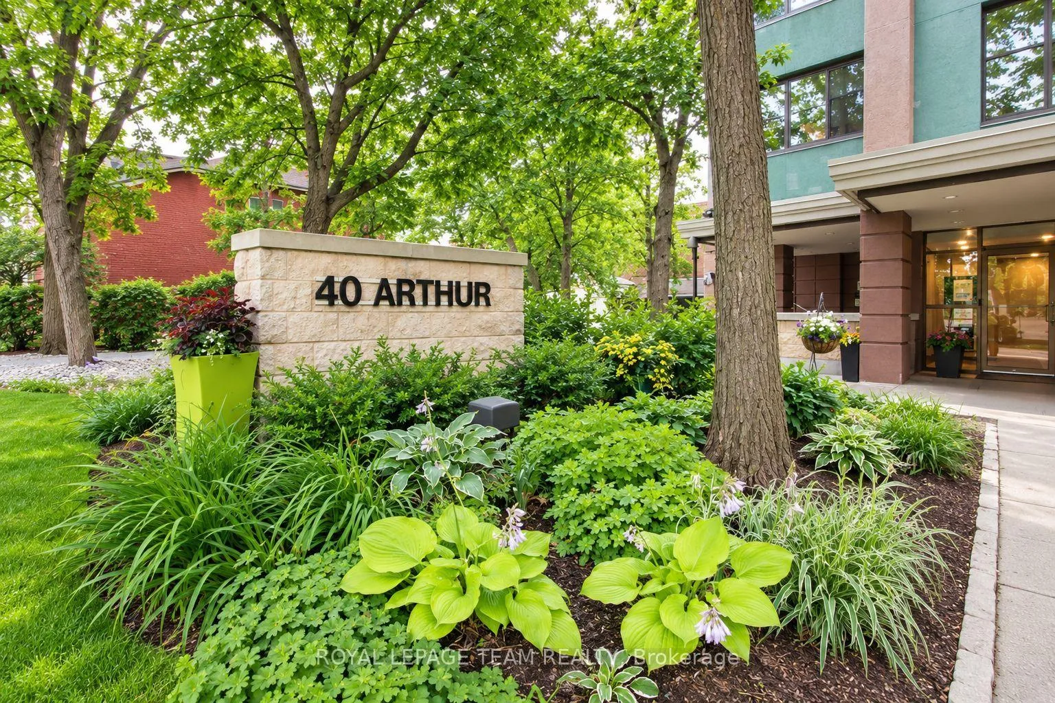Photo 1 of Unit 601, 40 Arthur Street, Ottawa, West Centre Town — HOMEH