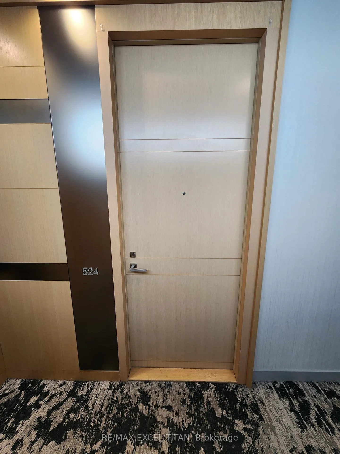 Photo 3 of Unit 524, 39 Queens Quay E, Toronto, Waterfront Communities — HOMEH